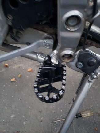 a budget ebay peg.....fits nicely