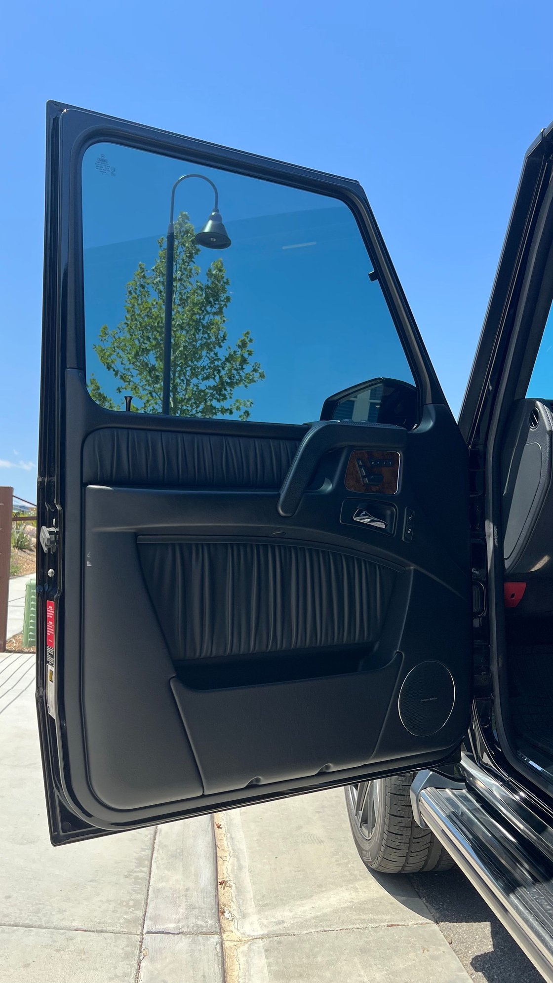 2014 Mercedes-Benz G63 AMG - 2014 Mercedes-Benz G-Wagen G63 AMG 77k miles Excellent Condition - Used - VIN WDCYC7DF6EX221340 - 8 cyl - 4WD - Automatic - SUV - Black - Santa Clarita, CA 91350, United States