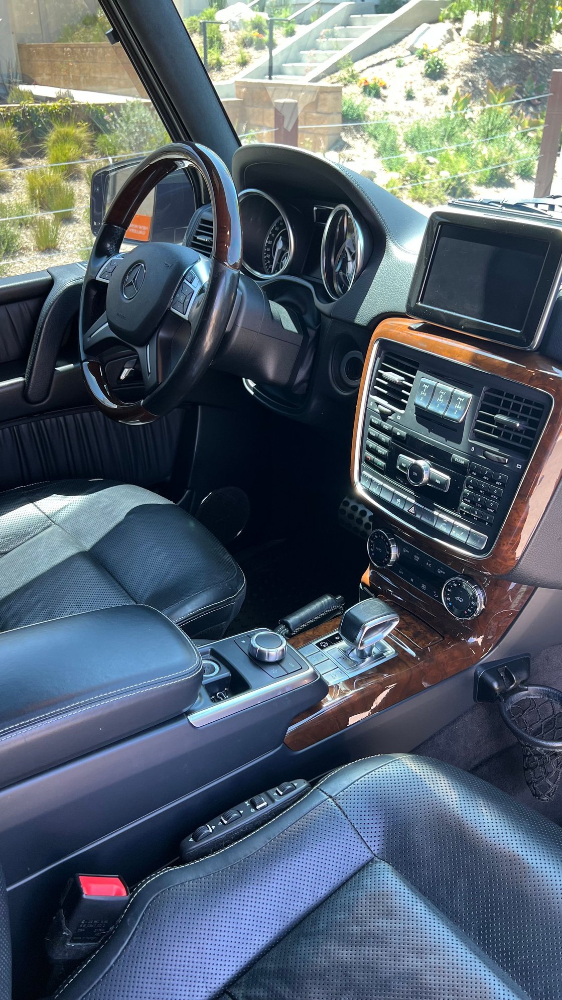 2014 Mercedes-Benz G63 AMG - 2014 Mercedes-Benz G-Wagen G63 AMG 77k miles Excellent Condition - Used - VIN WDCYC7DF6EX221340 - 8 cyl - 4WD - Automatic - SUV - Black - Santa Clarita, CA 91350, United States