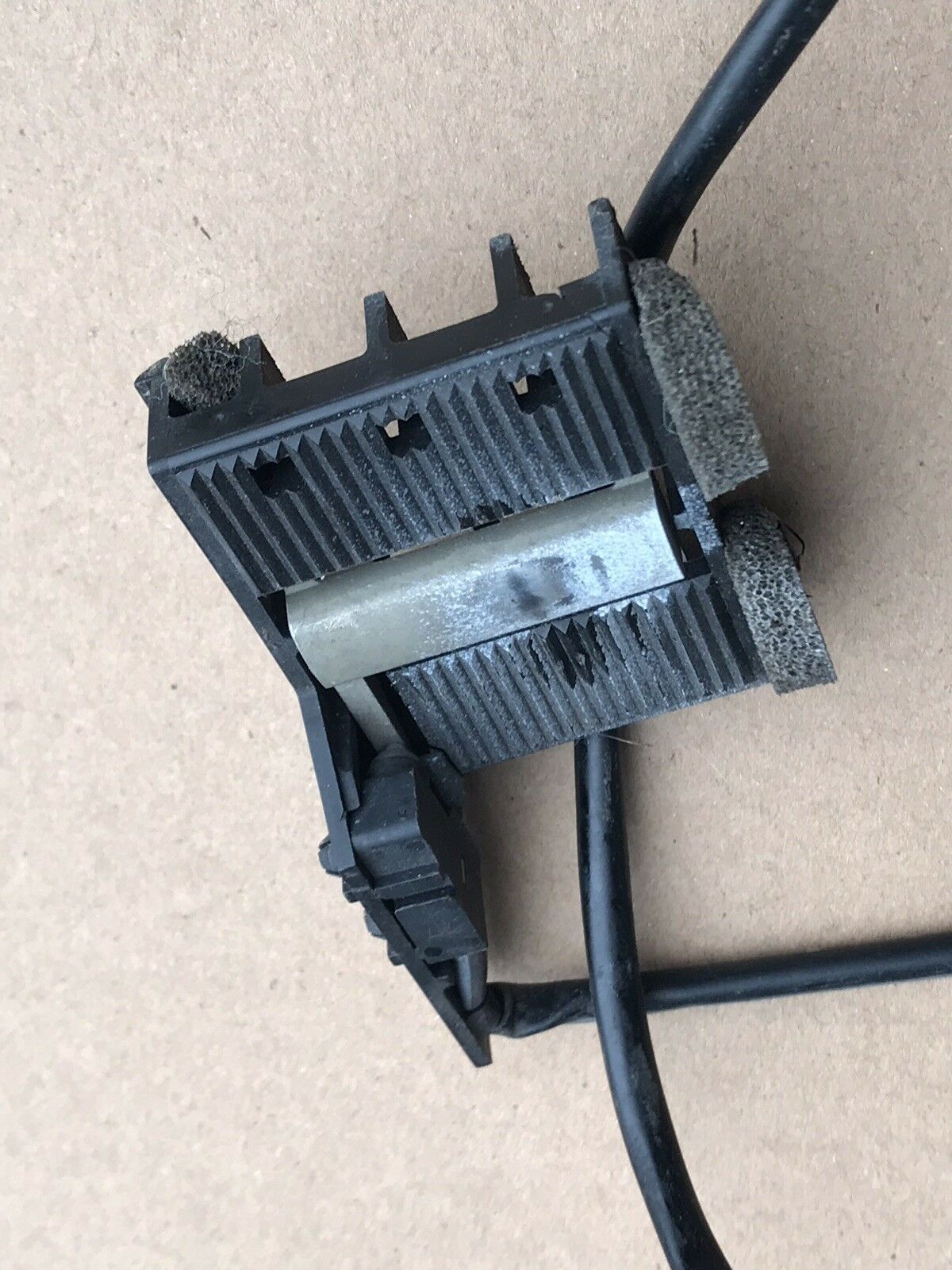 SL/R129 Right side power window is fully open and will not close on my