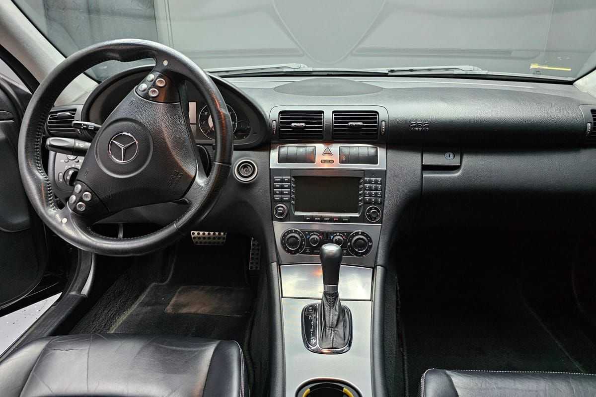 2006 Mercedes-Benz C55 AMG - C55 AMG for sale - Used - VIN WDBRF76J66F810963 - 184,000 Miles - 8 cyl - 2WD - Automatic - Sedan - Black - San Diego, CA 92103, United States