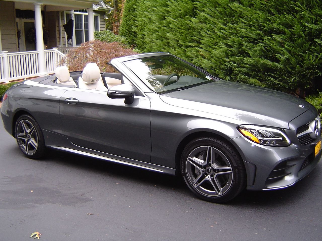 2019 Mercedes-Benz C300 - LEASE TAKE OVER - 2019 MB C300 4MATIC Convertible - Used - VIN WDDWK8EB4KF905702 - 4,200 Miles - 4 cyl - AWD - Automatic - Convertible - Gray - Huntington, NY 11743, United States