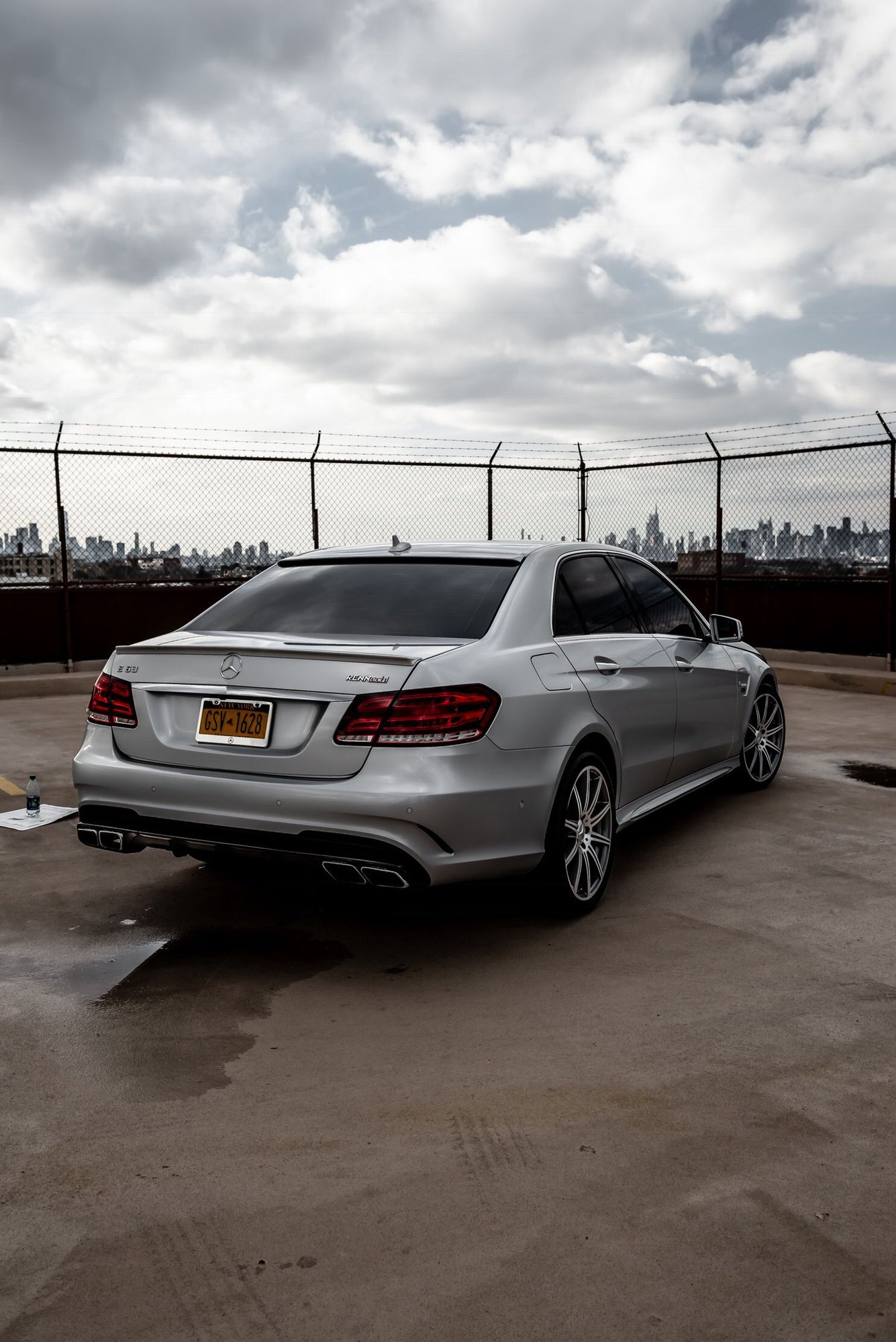 2014 Mercedes-Benz E63 AMG - 2014 Mercedes Benz E63 Renntech - Used - VIN WDDHF9CB8EA940332 - 22,500 Miles - 8 cyl - AWD - Automatic - Sedan - Silver - Queens, NY 11378, United States