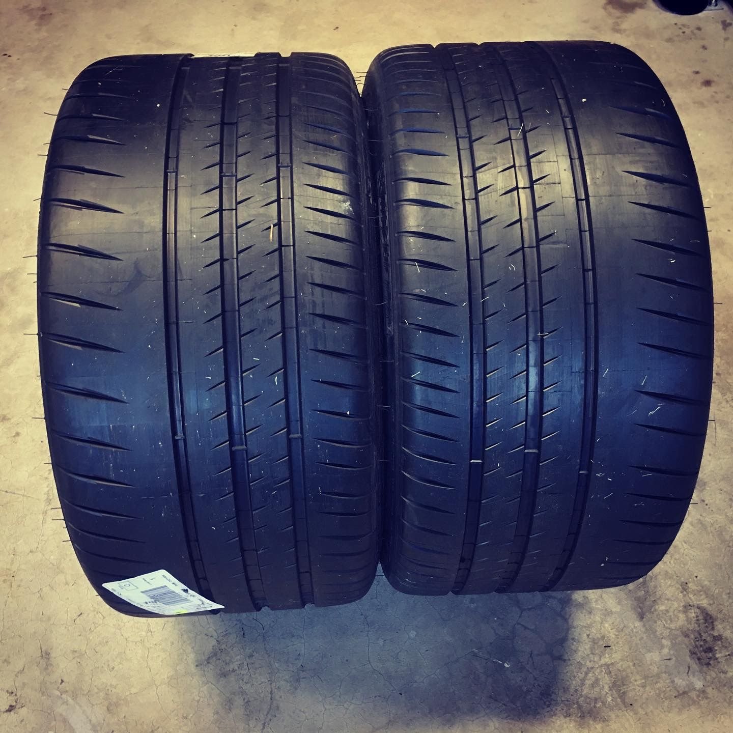 Wheels and Tires/Axles - tires and spare rim OEM - New - 2018 to 2020 Mercedes-Benz GLC63 AMG S - Seattle, WA 98178, United States