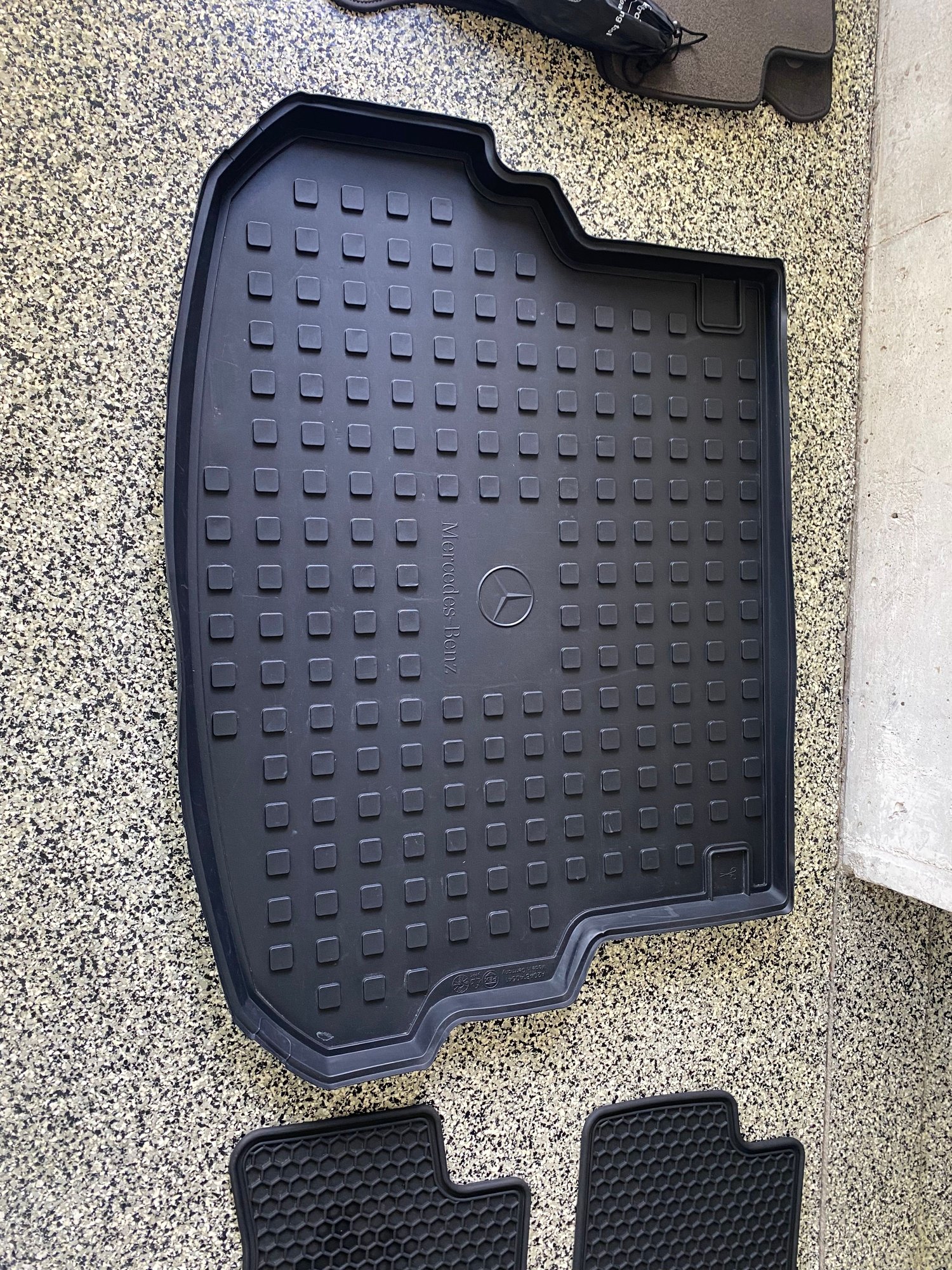 GLK250 & 350 OEM AllSeason Floor Mats & Cargo Liner Forums