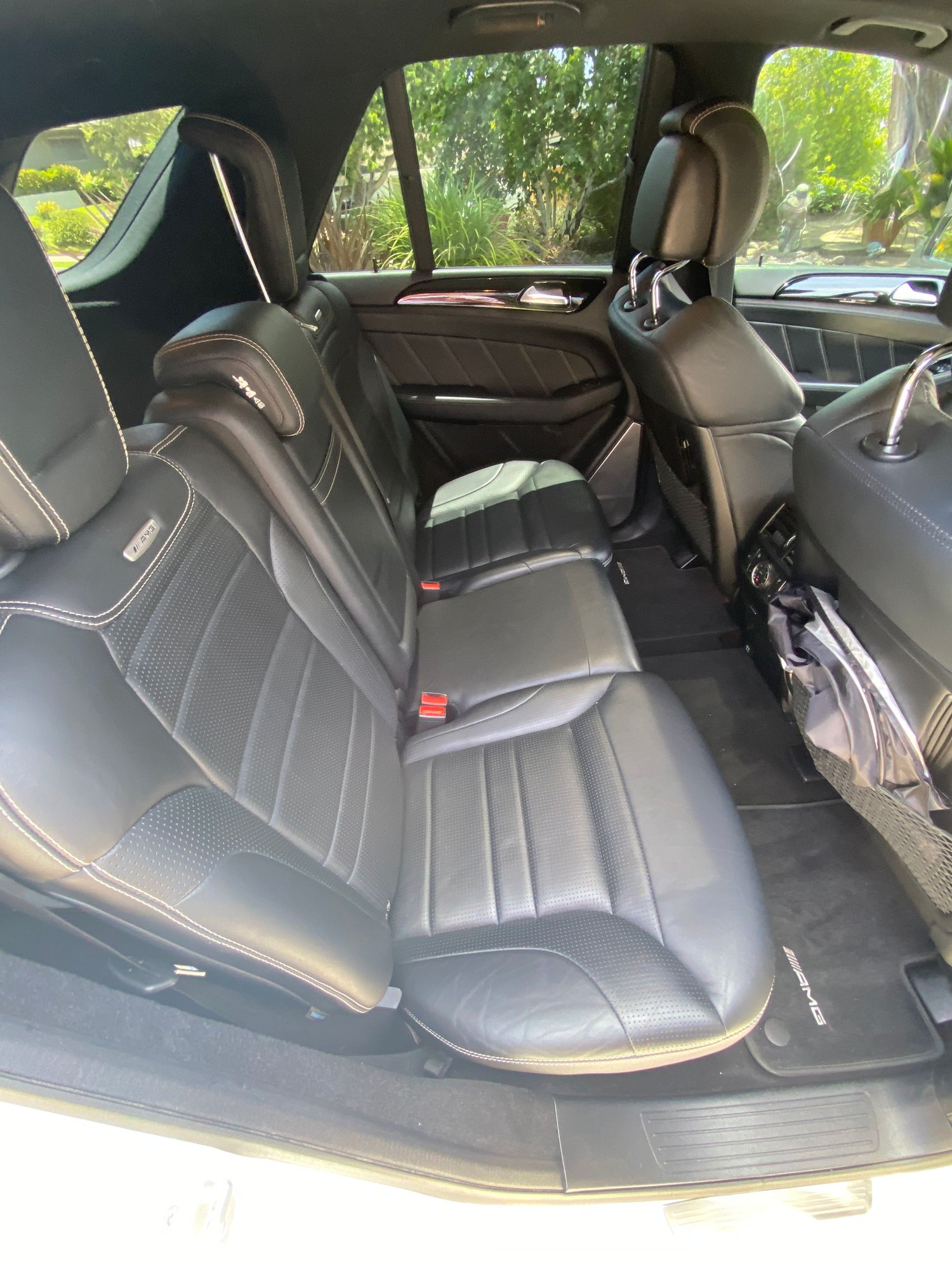 2013 Mercedes-Benz ML63 AMG - 2013 P30 Designo ML63 AMG - Used - VIN 4JGDA7EBXDA240959 - 73,000 Miles - 8 cyl - AWD - Automatic - SUV - White - Denver, CO 80207, United States