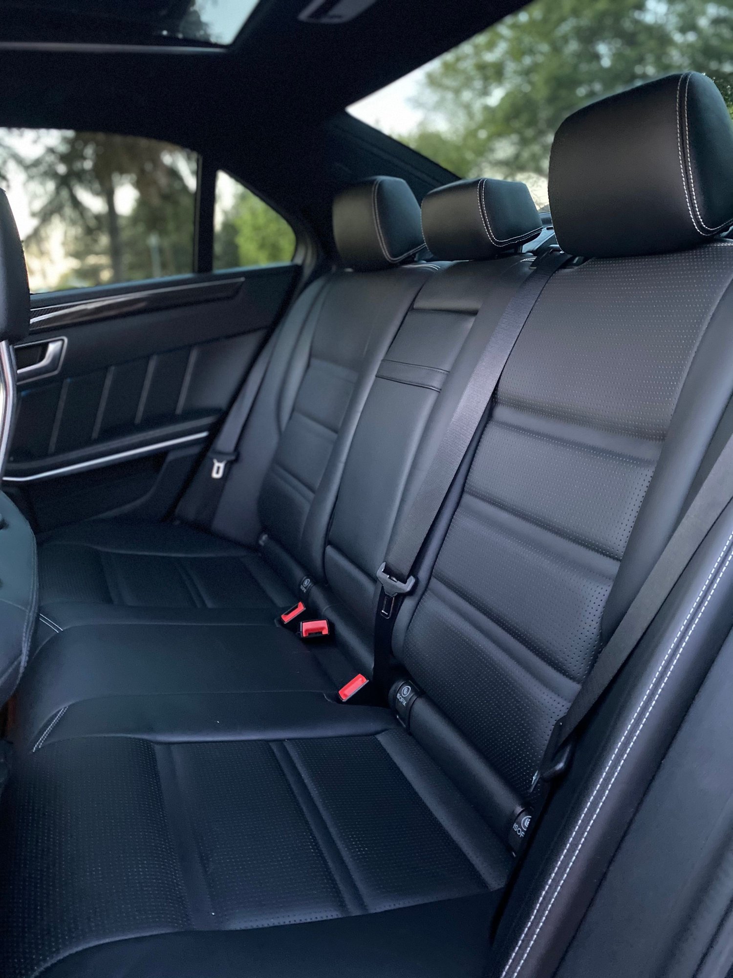 2016 Mercedes-Benz E63 AMG S - 2016 Mercedes E63 S AMG - Used - VIN WDDHF7GBXGB273176 - 56,000 Miles - 8 cyl - 4WD - Automatic - Sedan - Gray - Rochester Hills, MI 48306, United States