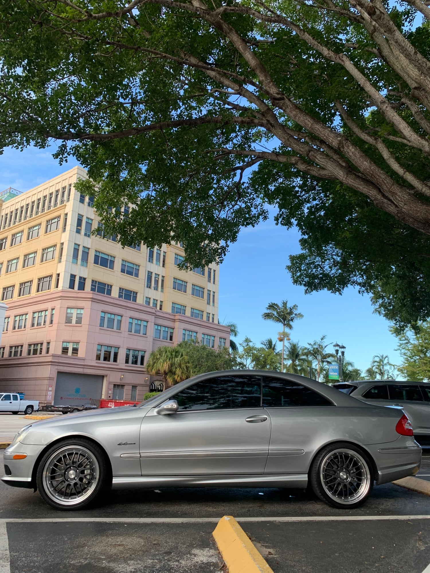 2003 Mercedes-Benz CLK55 AMG - FL: CLK55 AMG RennTech Clean - Used - VIN WDBTJ76H53F036282 - 134,000 Miles - 8 cyl - 2WD - Automatic - Coupe - Silver - Boca Raton, FL 33427, United States