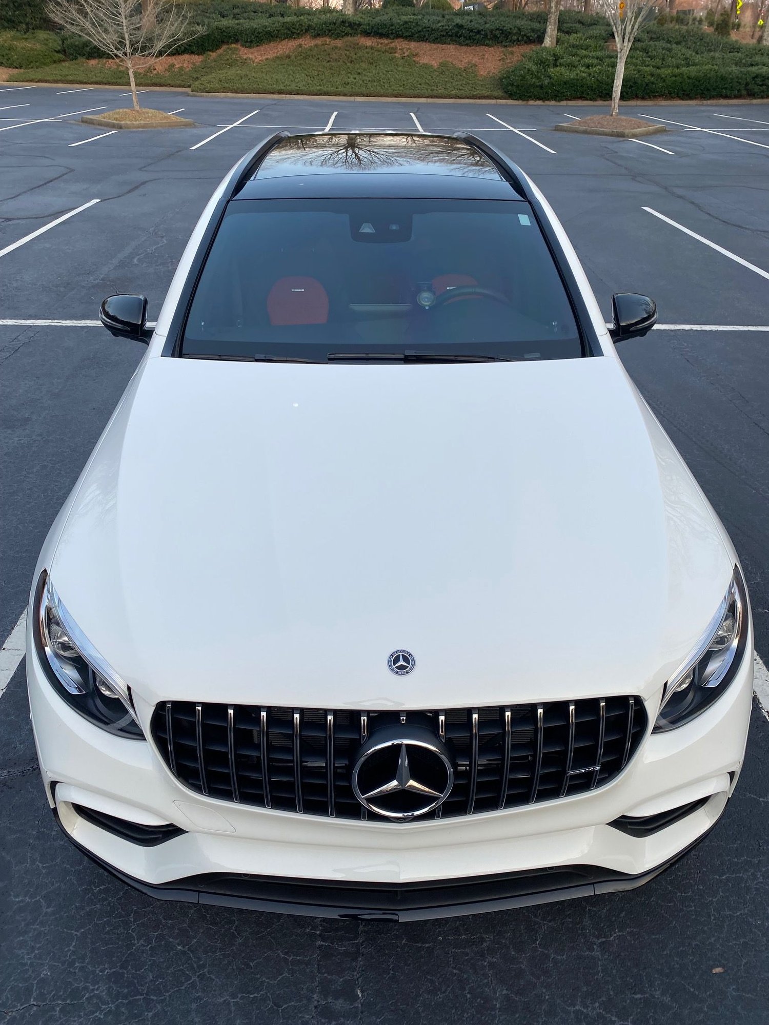 2019 Mercedes-Benz GLC63 AMG - 2019 Mercedes GLC 63 AMG - Used - VIN WDC0G8JB2KF490848 - 9,500 Miles - 8 cyl - AWD - Automatic - SUV - White - Alpharetta, GA 30009, United States