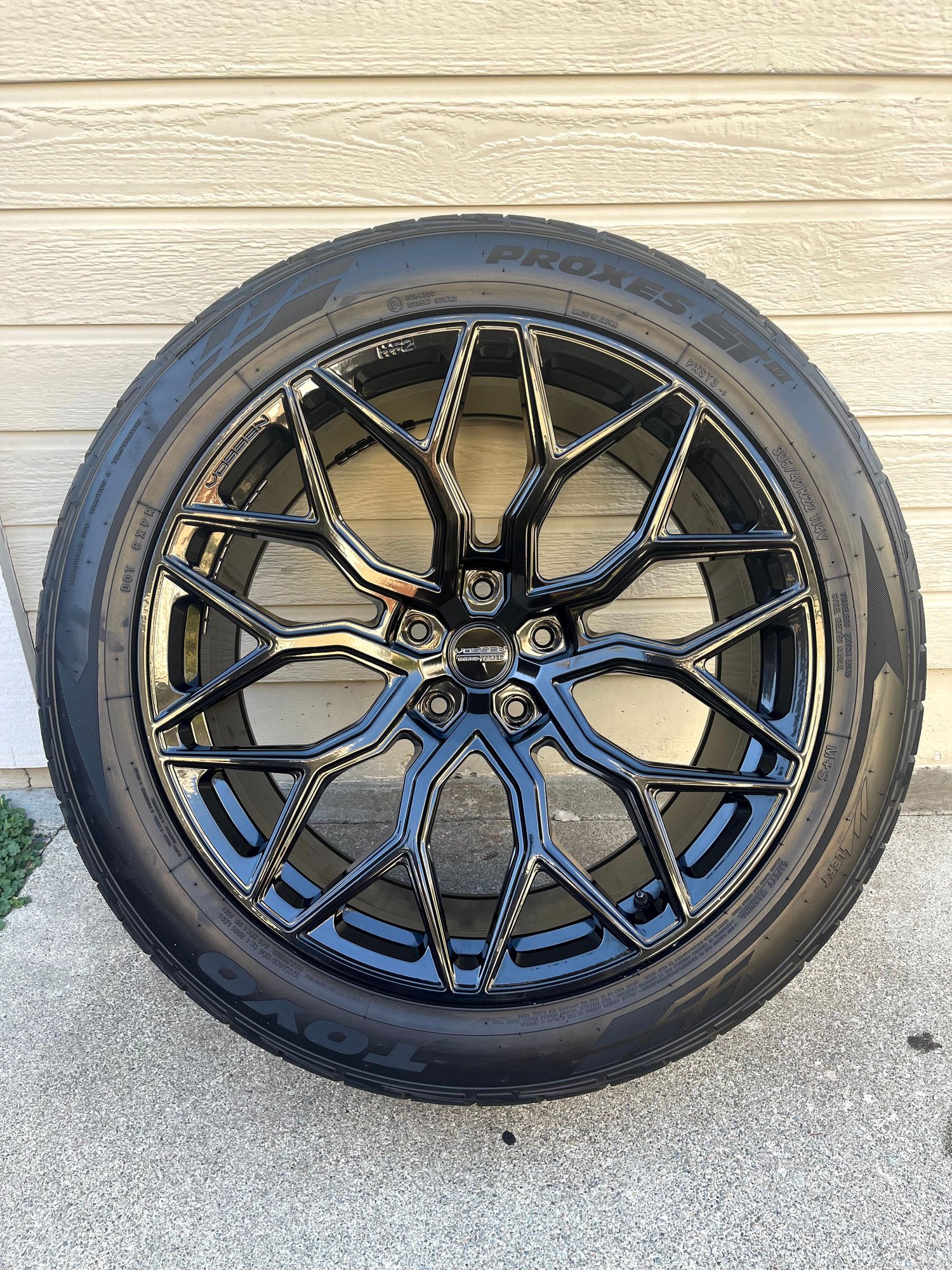Wheels and Tires/Axles - G63 Vossen HF2 - Used - 2003 to 2017 Mercedes-Benz G-Class - Palo Alto, CA 94301, United States