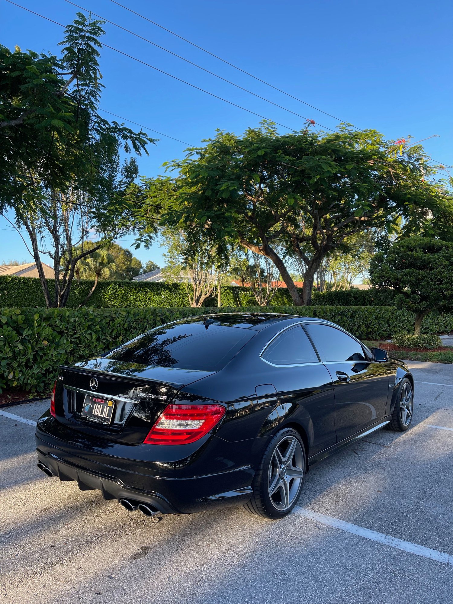 2012 Mercedes-Benz C63 AMG - 2012 Mercedes-Benz C63 AMG - Used - VIN WDDGJ7HB1CF784707 - 94,000 Miles - 8 cyl - 2WD - Automatic - Coupe - Black - Boca Raton, FL 33496, United States