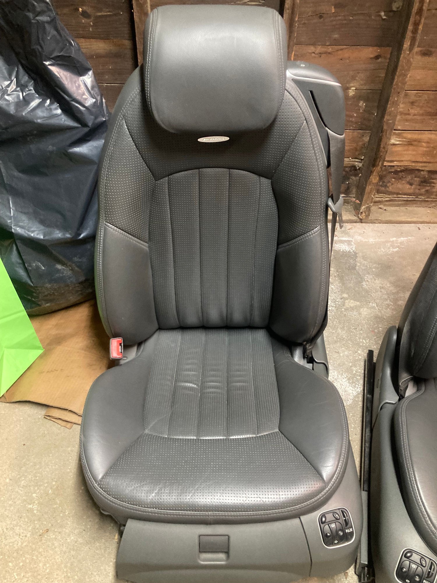 Interior/Upholstery - Sl55 Driver and Passenger Seat - Used - 2002 to 2006 Mercedes-Benz SL55 AMG - Westchester, NY 10710, United States