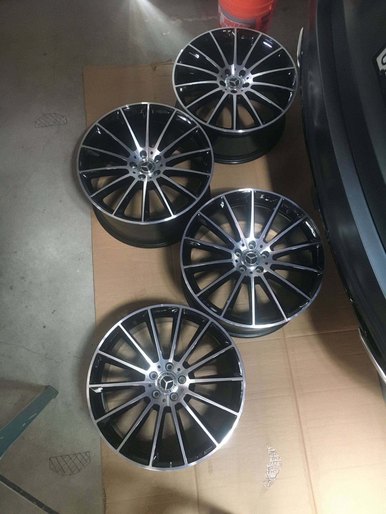 Wheels and Tires/Axles - GLE multi-spoke 21"AMG wheels w/ black pockets (reduced price) - Used - 2019 to 2023 Mercedes-Benz GLE450 - Santa Barbara, CA 93117, United States