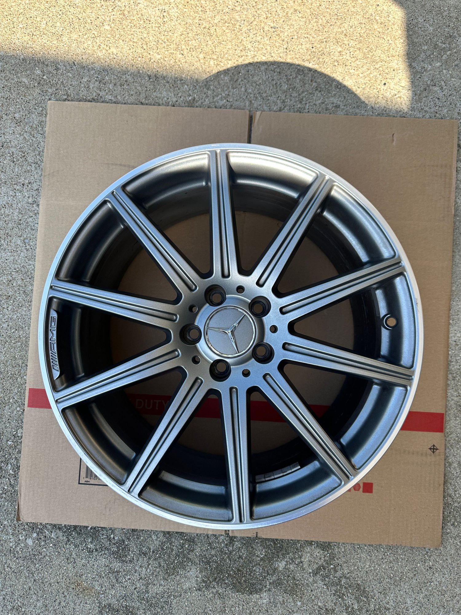 Wheels and Tires/Axles - Cls 63 AMG OEM 10 Spoke Wheel 9.5” - Used - 2012 to 2018 Mercedes-Benz CLS63 AMG - 2012 to 2016 Mercedes-Benz CLS63 AMG S - 2012 to 2016 Mercedes-Benz E63 AMG S - 2012 to 2016 Mercedes-Benz E63 AMG - Columbus, OH 43213, United States