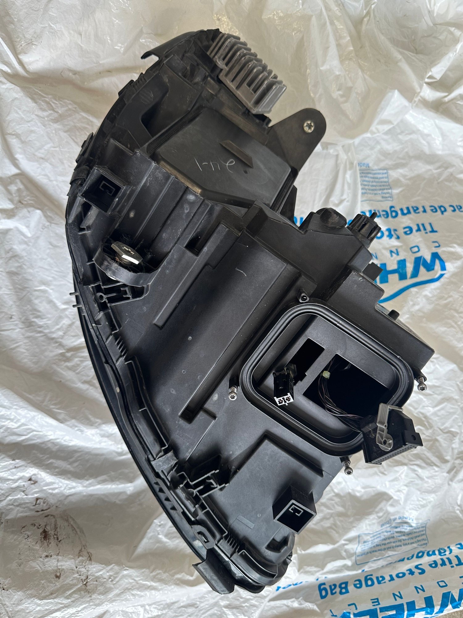 Lights - 2015-2018 Mercedes-Benz W205 C300 C350e C43 C63 LED Headlight LH Left ALL TABS! - Used - 2015 to 2018 Mercedes-Benz C-Class - Dallas, TX 75088, United States