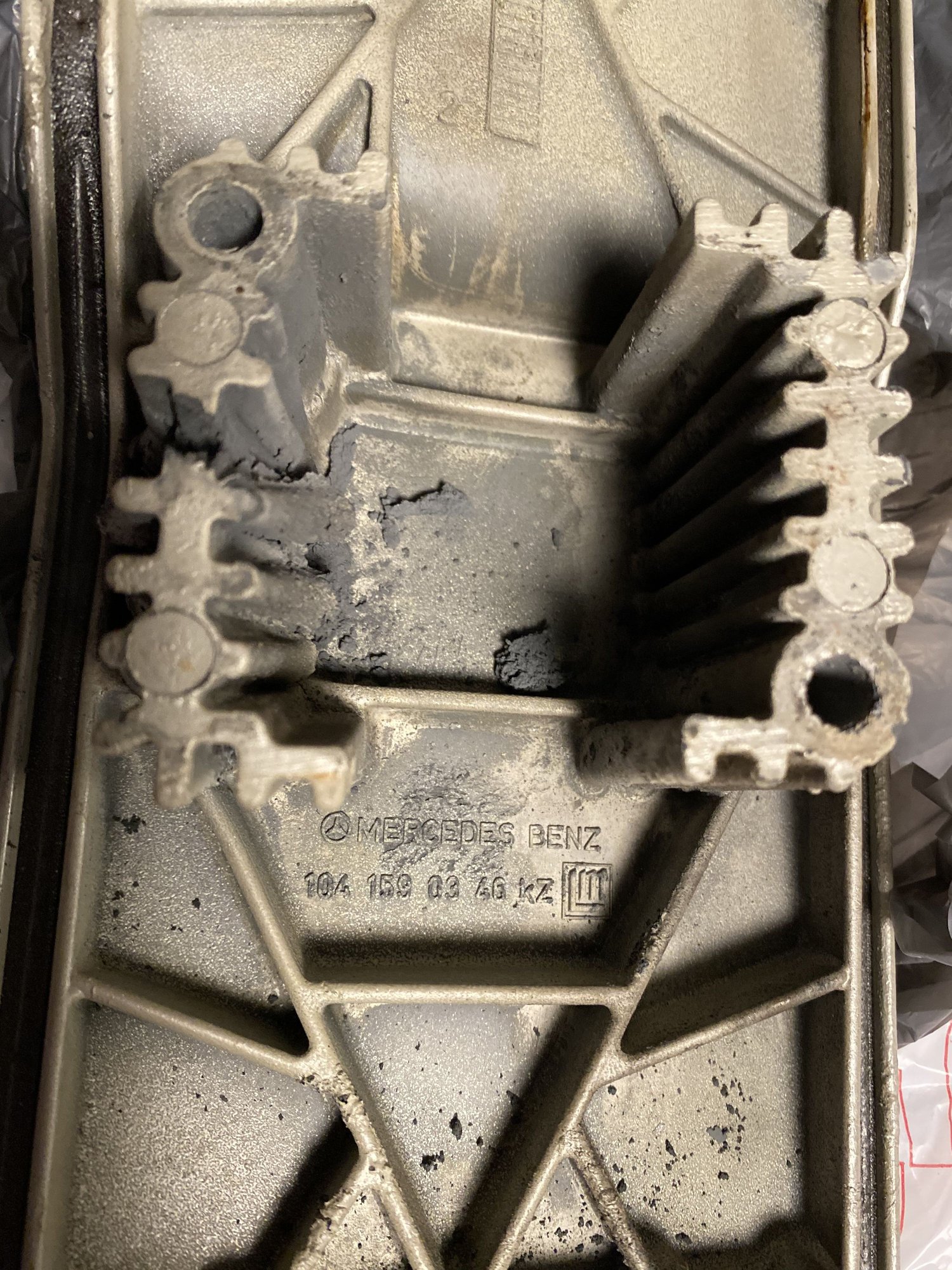 Miscellaneous - WTB: M104 Ignition coil plate/cover - Used - 1993 to 1996 Mercedes-Benz E320 - Martinsville, VA 24112, United States