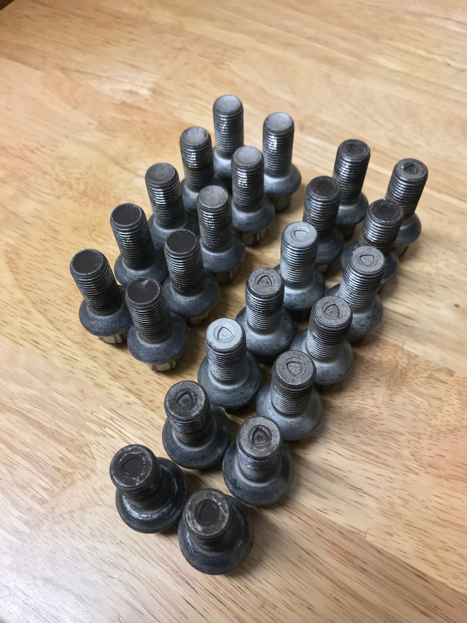 Wheels and Tires/Axles - New / Used OEM & Aftermarket Mercedes Lug Bolts - Used - Port St Lucie, FL 34953, United States