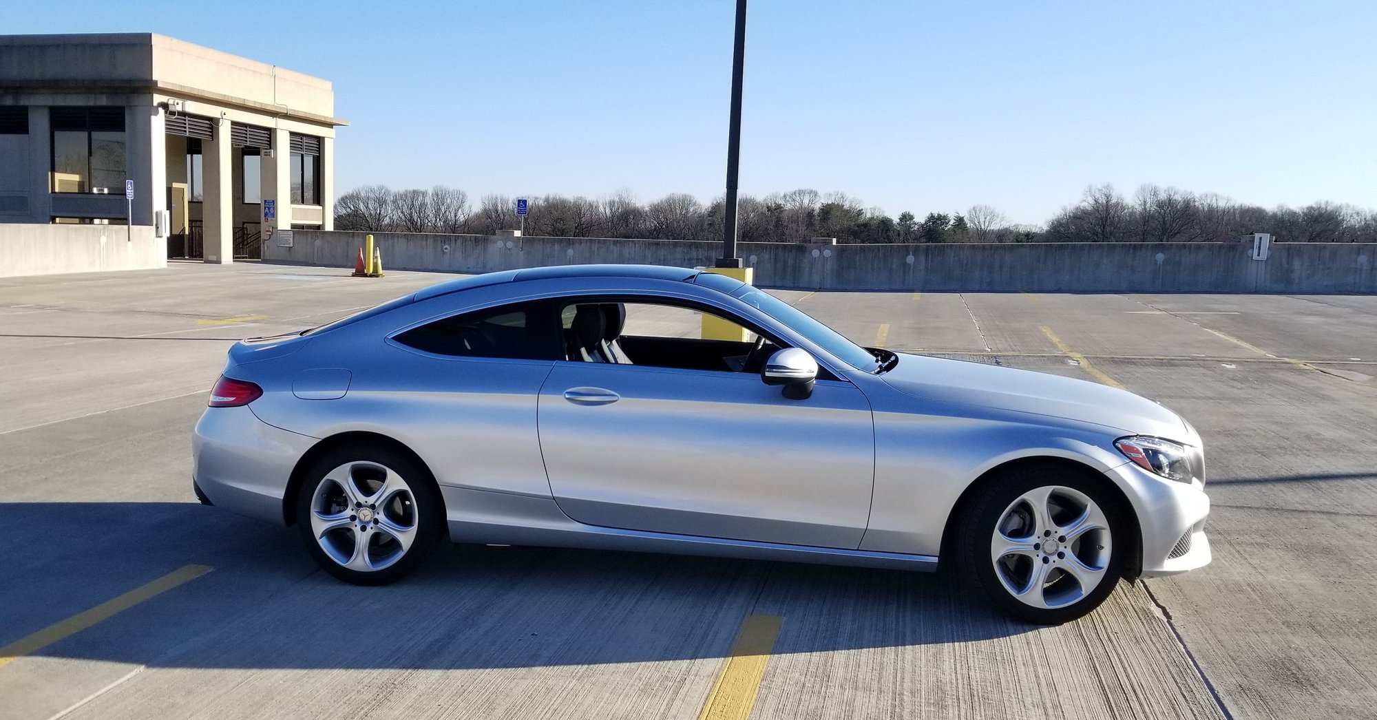 2017 Mercedes-Benz C300 - 2017 C300 4MATIC C-Class Coupe - Used - VIN WDDWJ4KB1HF336025 - 26,046 Miles - 4 cyl - AWD - Automatic - Coupe - Silver - Fairfax, VA 22031, United States
