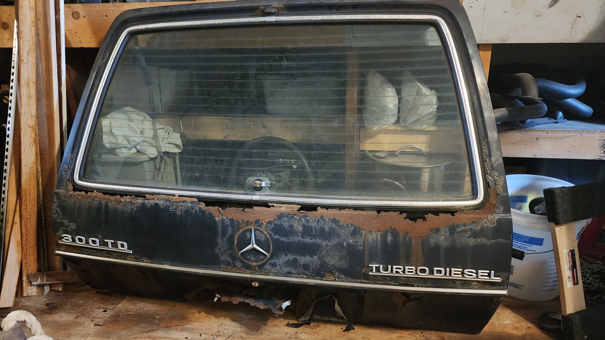 1983 Mercedes-Benz 300TD - Parts from scrapped wagon - Accessories - $1 - Joliet, IL 60435, United States
