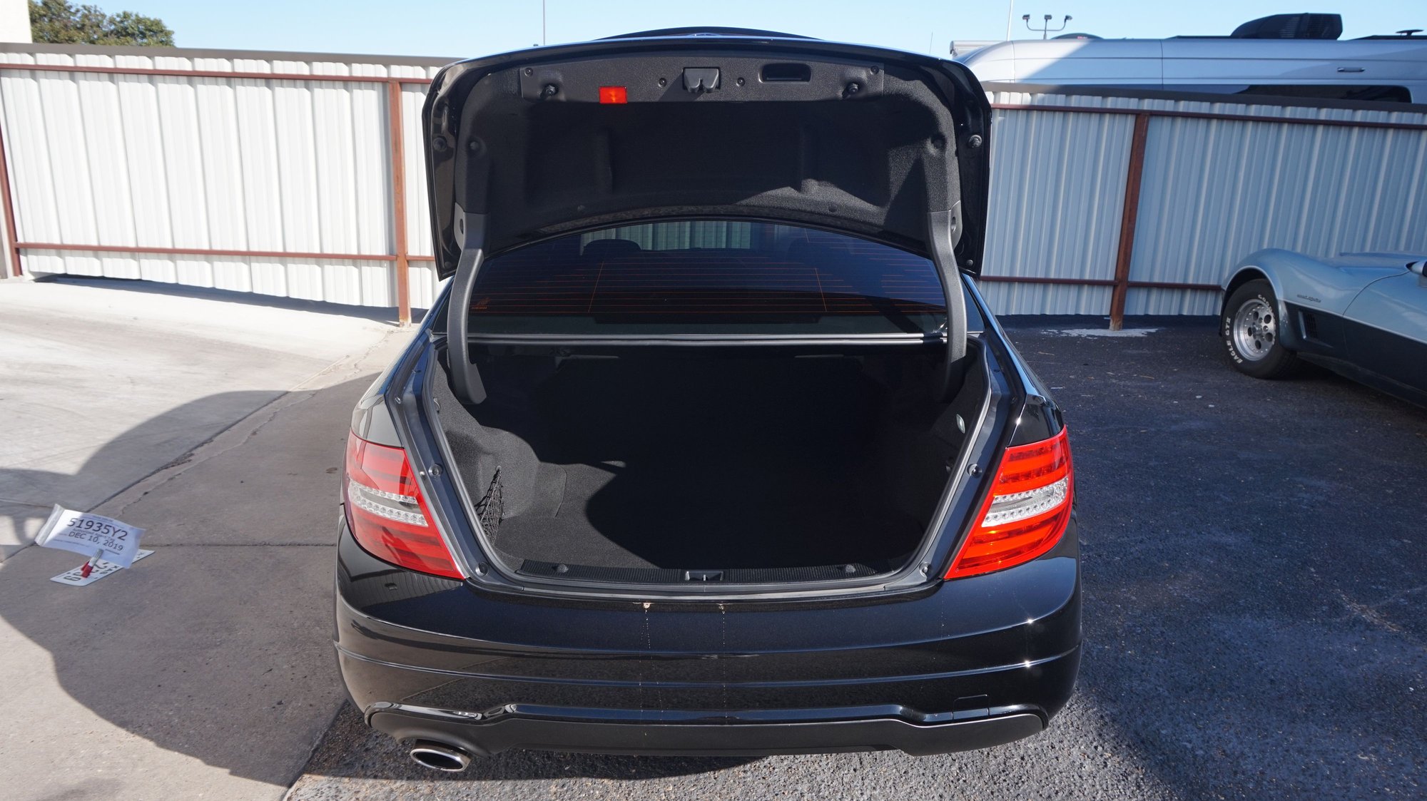 2013 Mercedes-Benz C250 - 2013 Mercedes-Benz C250 Sport - Used - VIN WDDGF4HB2DA809130 - 87,800 Miles - 4 cyl - 2WD - Automatic - Sedan - Black - Lubbock, TX 79423, United States