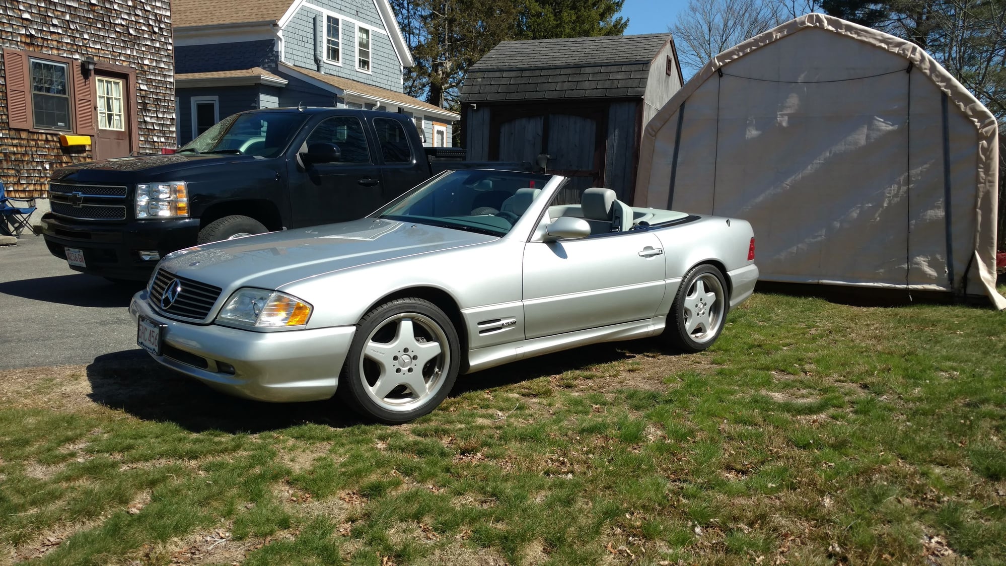 2000 Mercedes-Benz SL500 - 2000 SL500 Sport with Panoramic top included for $10,000 - Used - VIN WDBFA68F1YF191843 - 8 cyl - 2WD - Automatic - Convertible - Silver - Brockton, MA 02302, United States