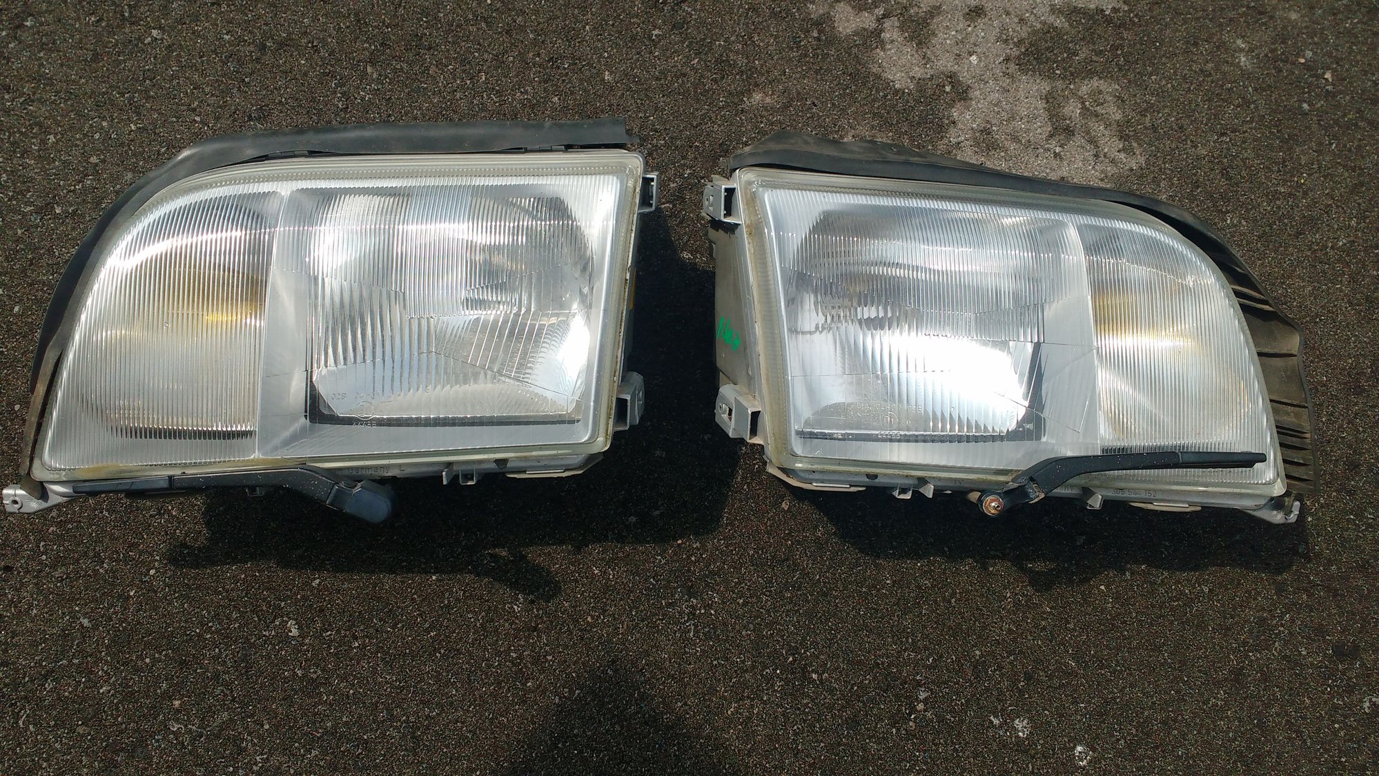 Lights - W140 Headlights - Used - Cambridge, ON N3C3Z1, Canada