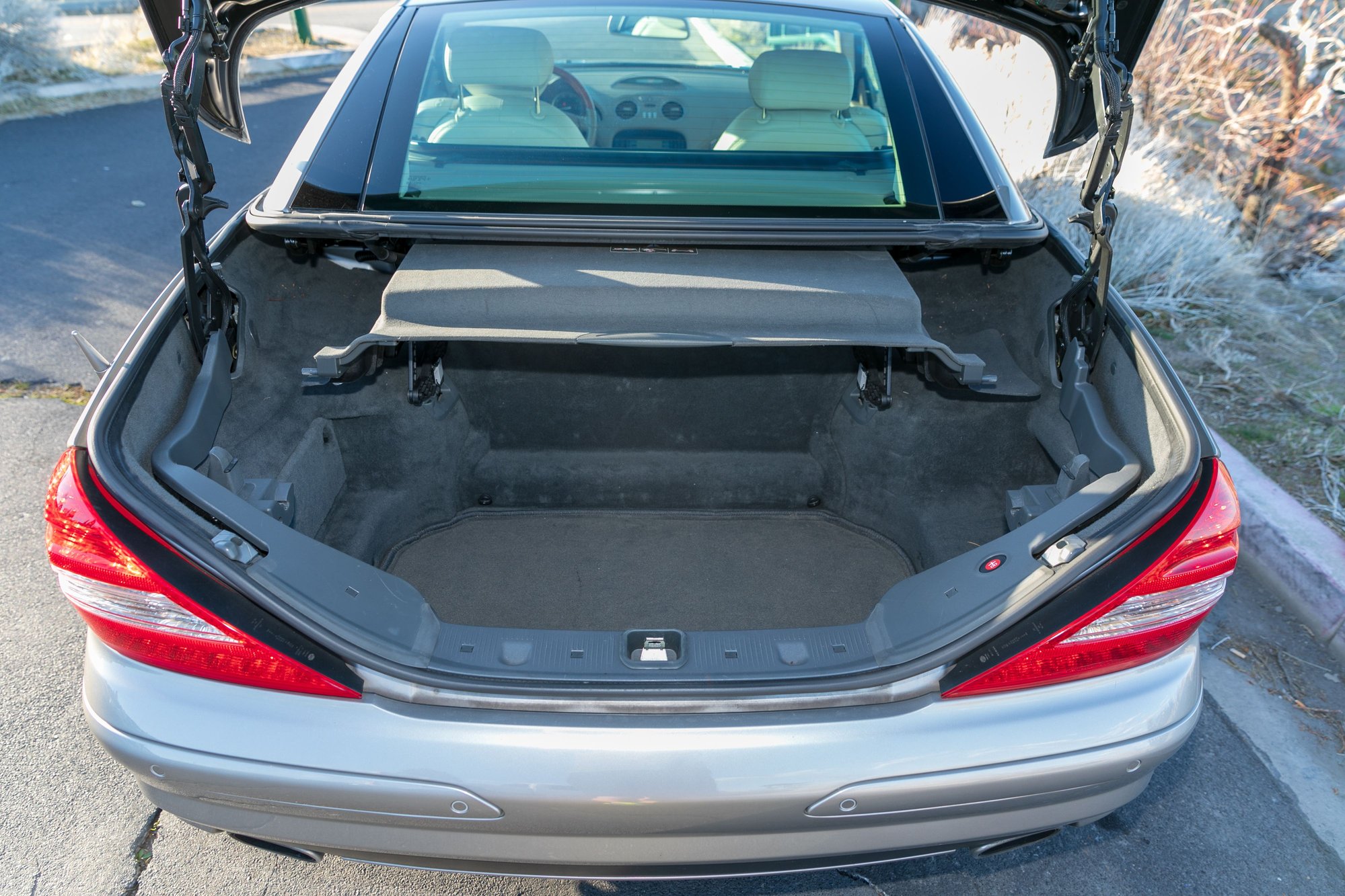 2008 Mercedes-Benz SL550 - 2008 Mercedes-Benz SL550 - Used - VIN WDBSK71F78F137295 - 59,571 Miles - 8 cyl - 2WD - Automatic - Convertible - Other - Reno, NV 89511, United States