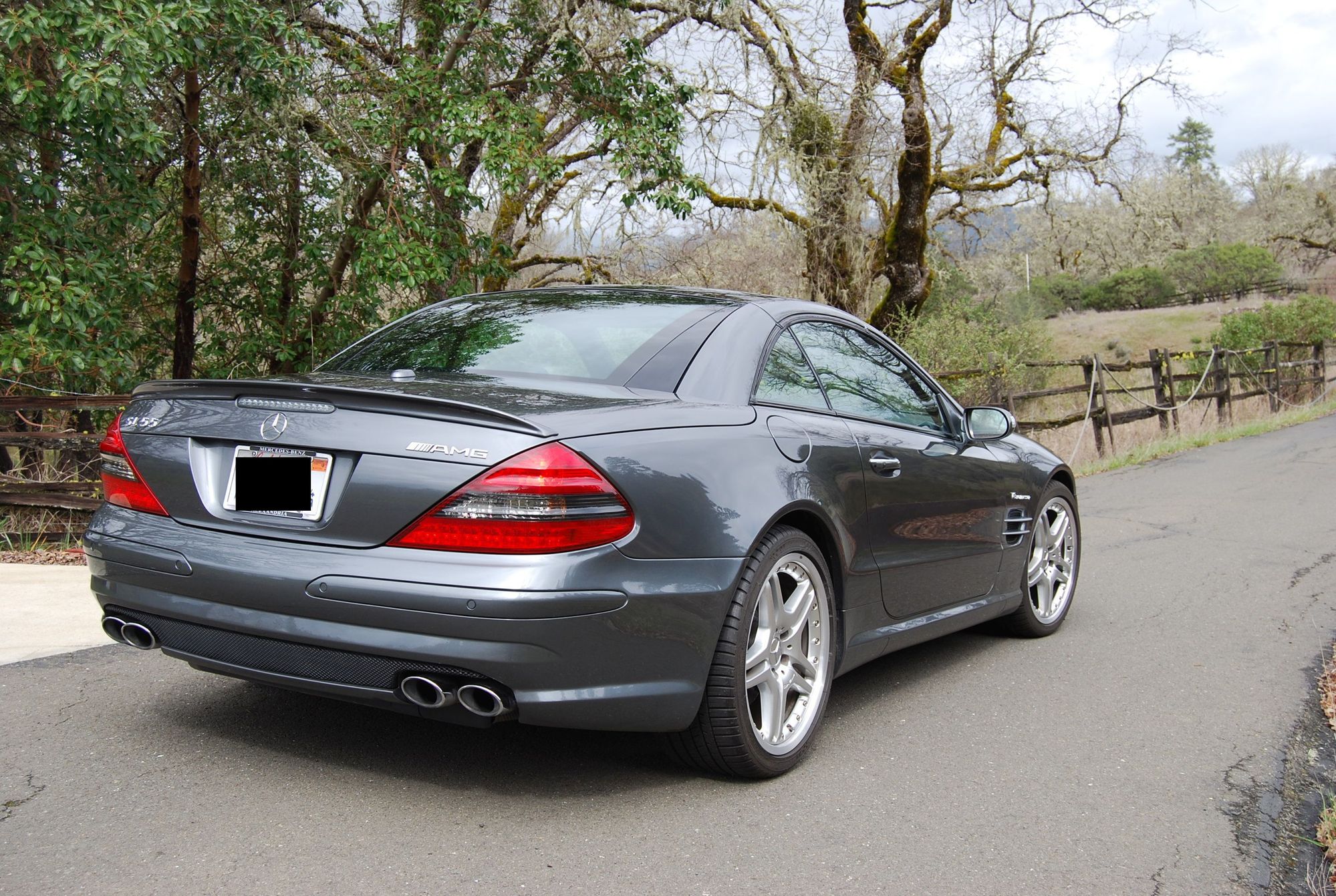 2007 Mercedes-Benz SL55 AMG - SL55 amg creampuff with prized 030 performance pack and full warranty - Used - VIN WDBSK72FX7F128832 - 27,500 Miles - 8 cyl - 2WD - Automatic - Coupe - Gray - Willits, CA 95490, United States