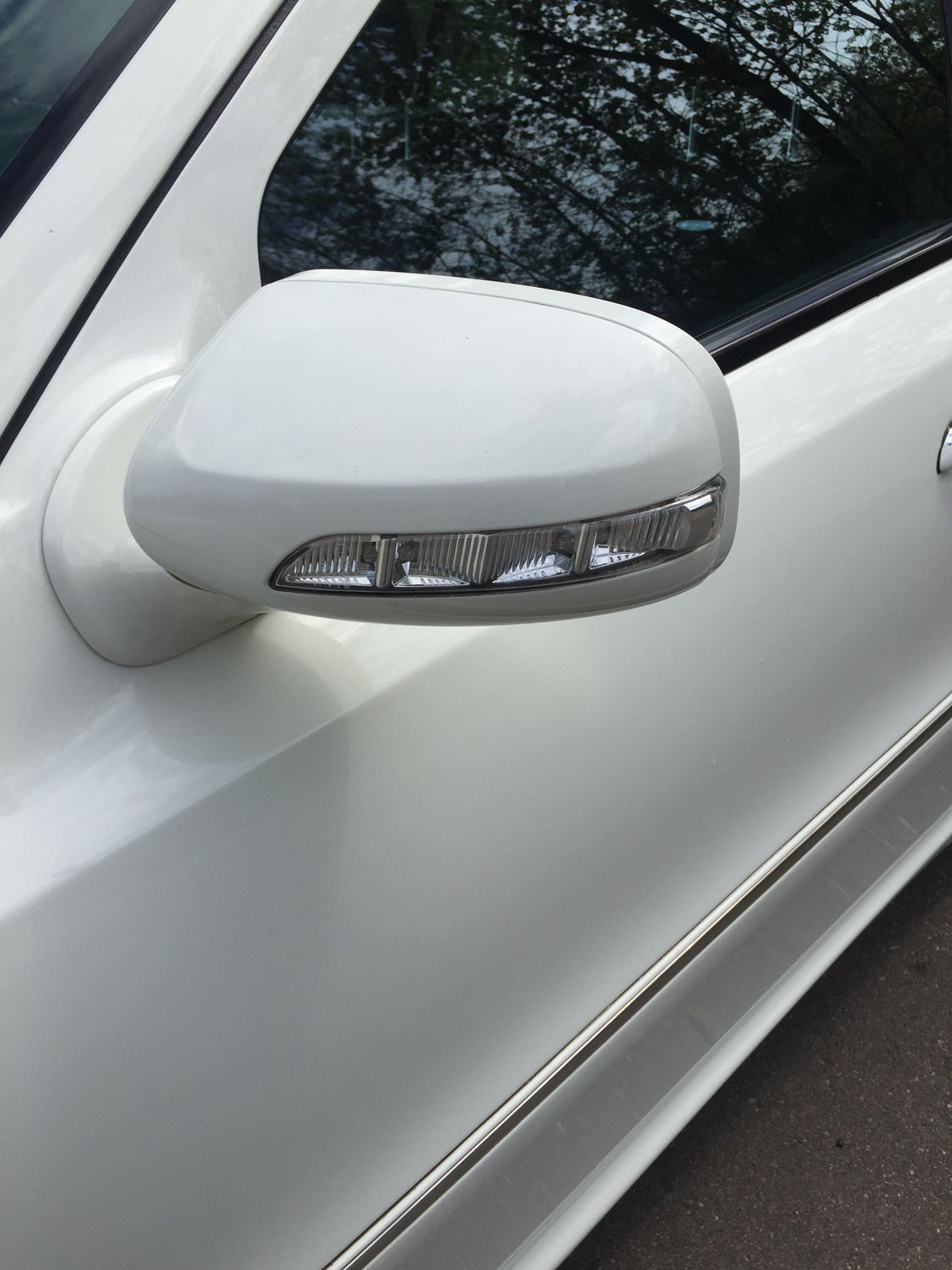 2008 Mercedes-Benz E63 AMG - 2008 Mercedes Benz E63 AMG - Used - VIN WDBUF77X38B226981 - 79,216 Miles - 8 cyl - 2WD - Automatic - Sedan - White - Minnetonka, MN 55345, United States