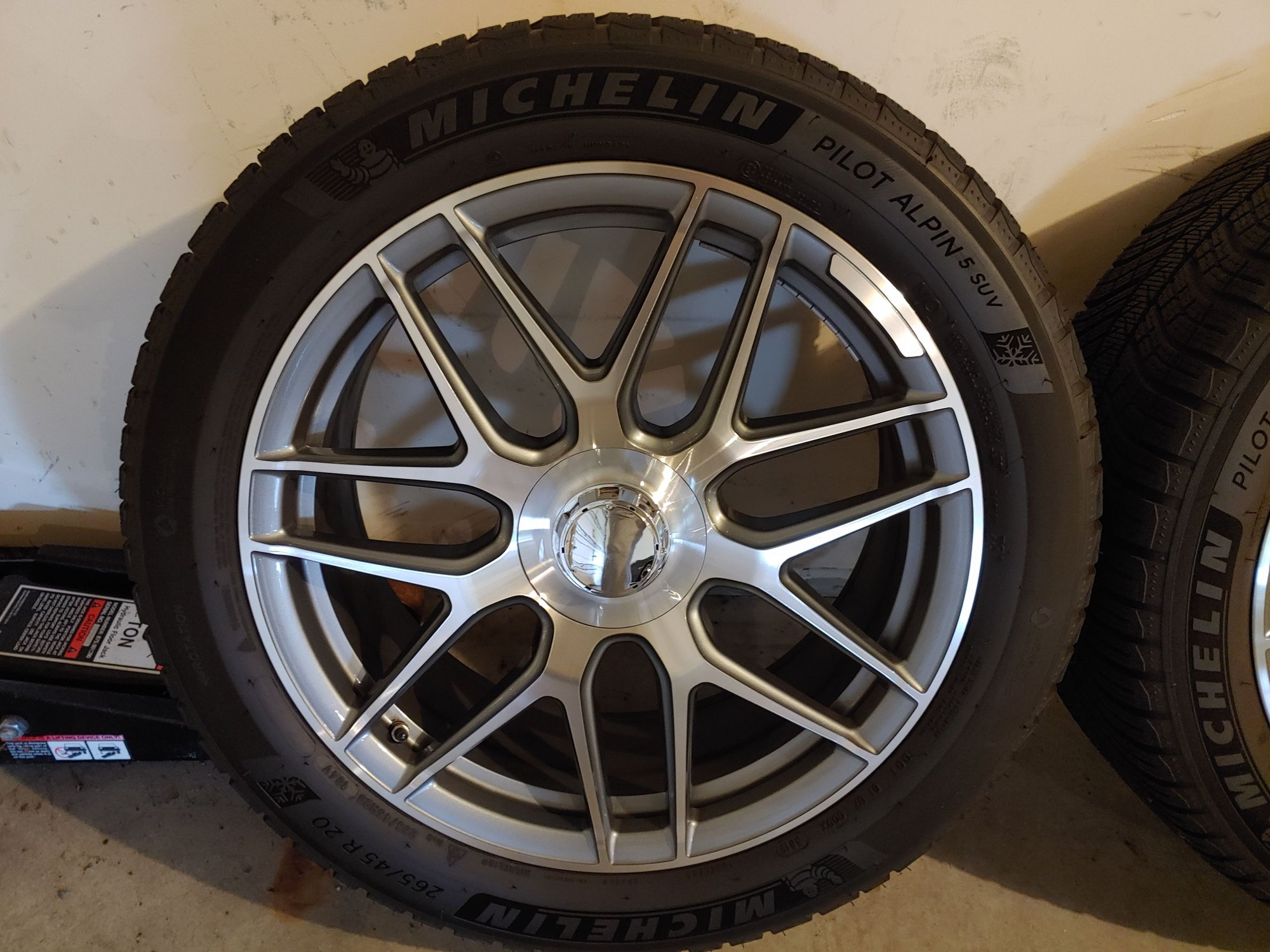 Wheels and Tires/Axles - Mercedes AMG and Porsche SUV winter wheel and tire set - Used - 2017 to 2021 Mercedes-Benz GLC63 AMG - Harrisburg, PA 17112, United States
