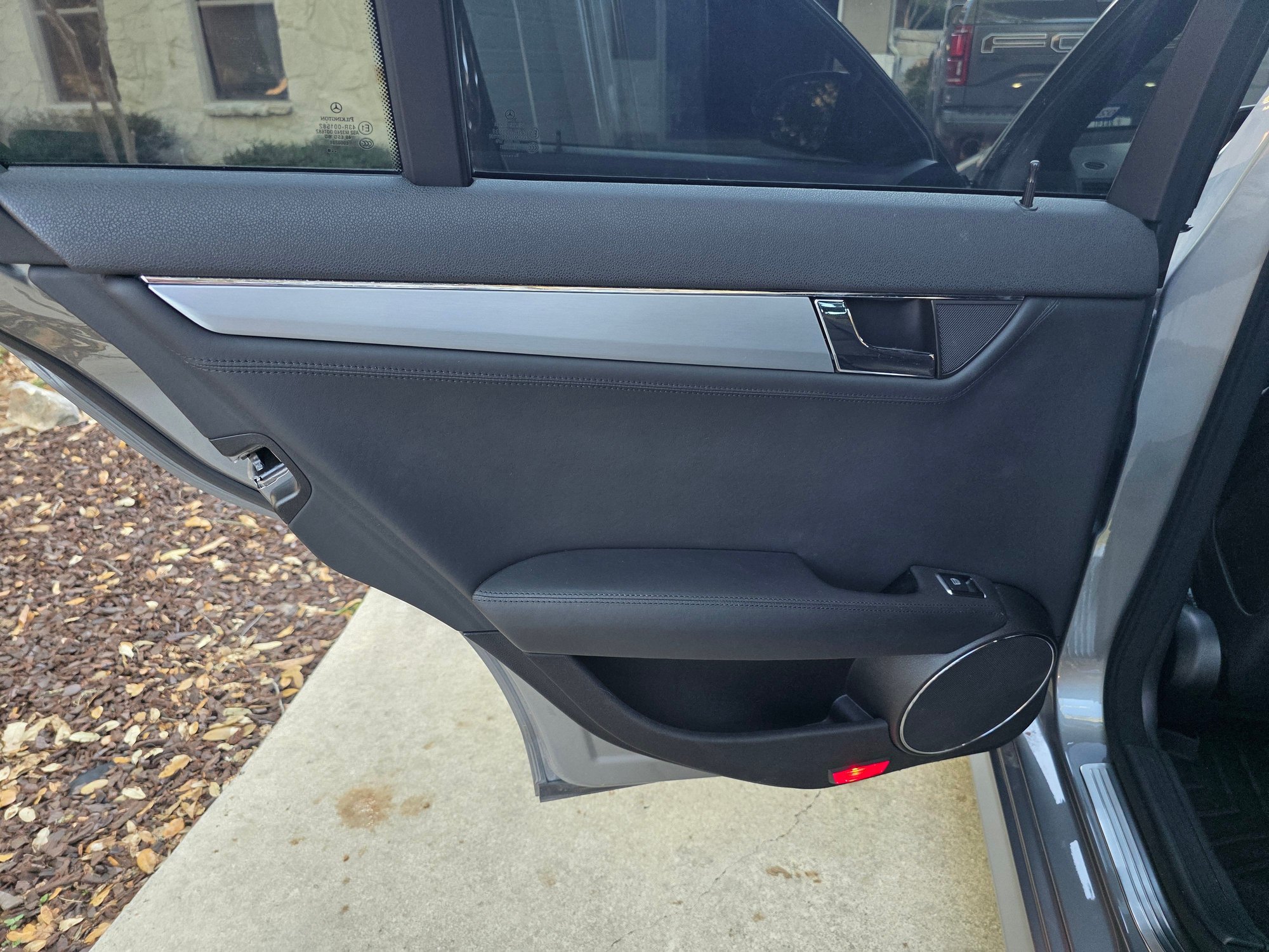 2009 Mercedes-Benz C63 AMG - 2009 Mercedes-Benz C63 AMG - Used - VIN WDDGF77X79F252224 - 65,000 Miles - 8 cyl - 2WD - Automatic - Gray - Spring Branch, TX 78070, United States