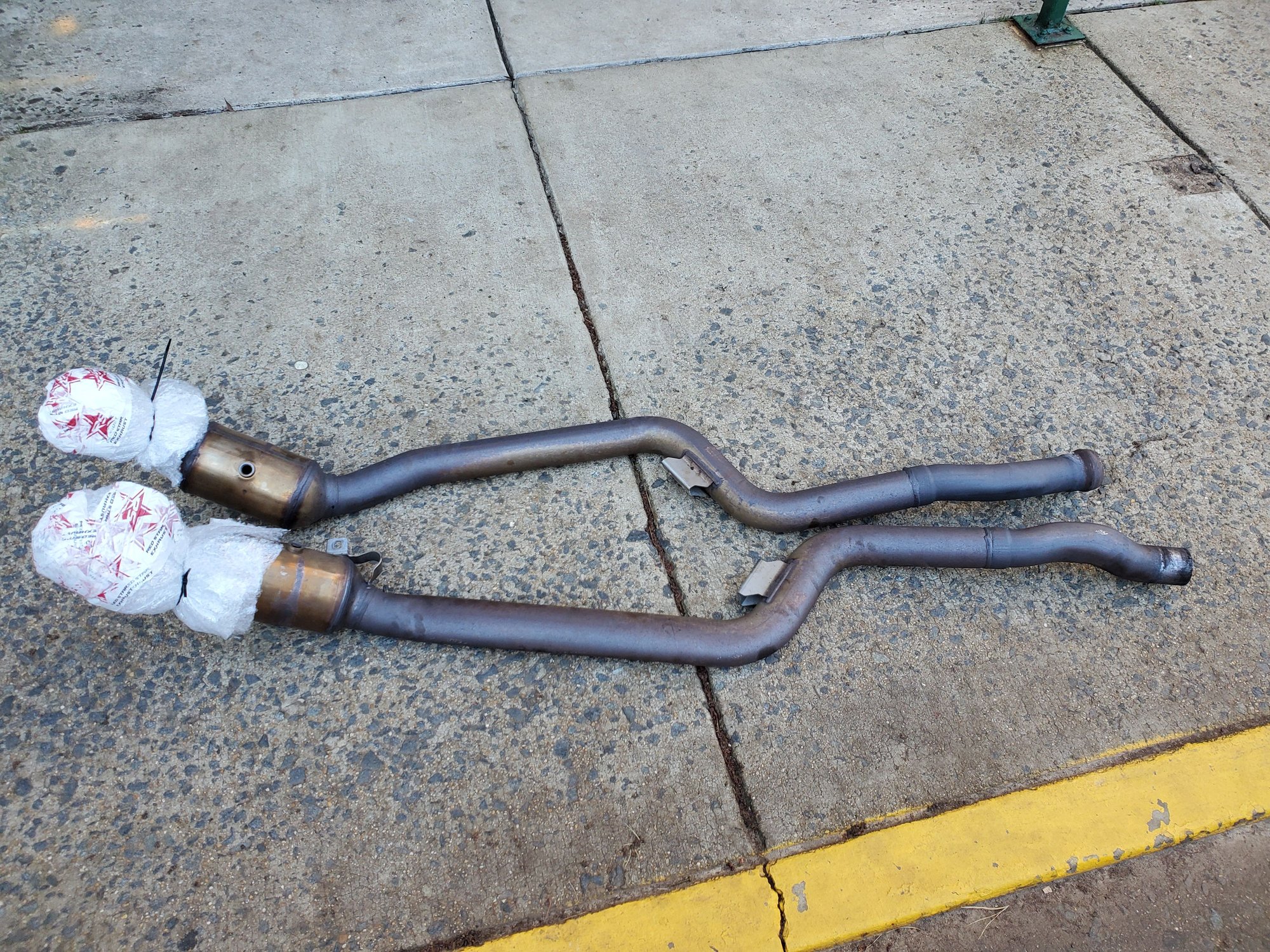 Engine - Exhaust - 2014 E63s OEM Downpipes $700 - Used - 2014 to 2016 Mercedes-Benz E63 AMG S - Falls Church, VA 22041, United States