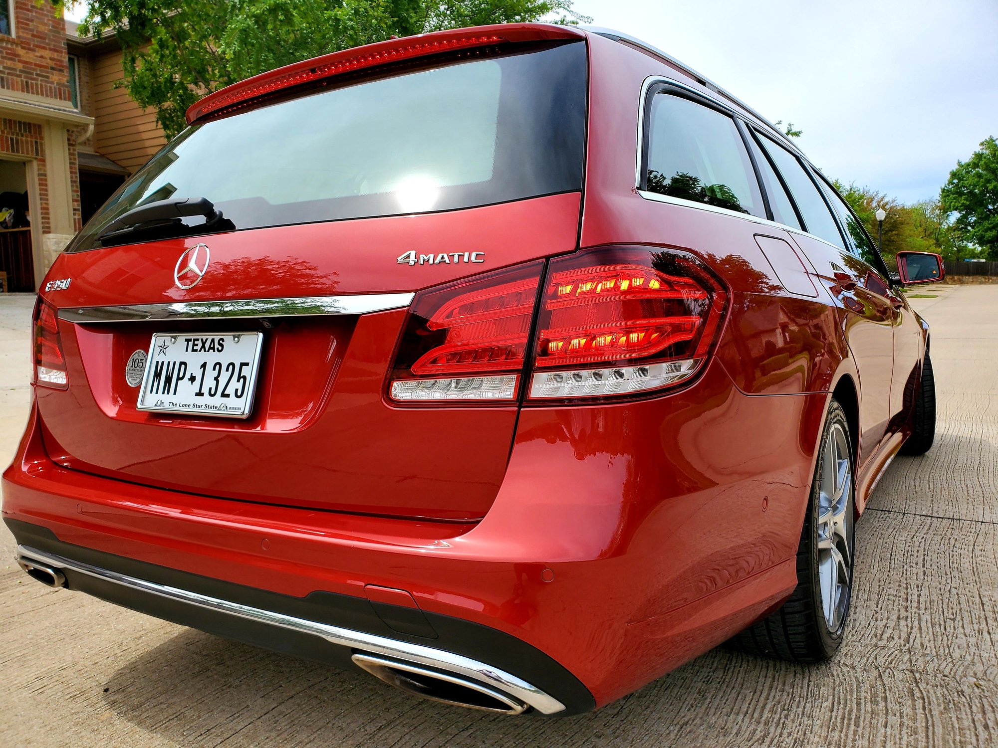 2014 Mercedes-Benz E350 - 2014 E350 4matic Wagon - Used - VIN WDDHH8JB1EB003243 - 53,000 Miles - 6 cyl - 4WD - Automatic - Wagon - Red - Dallas, TX 75044, United States
