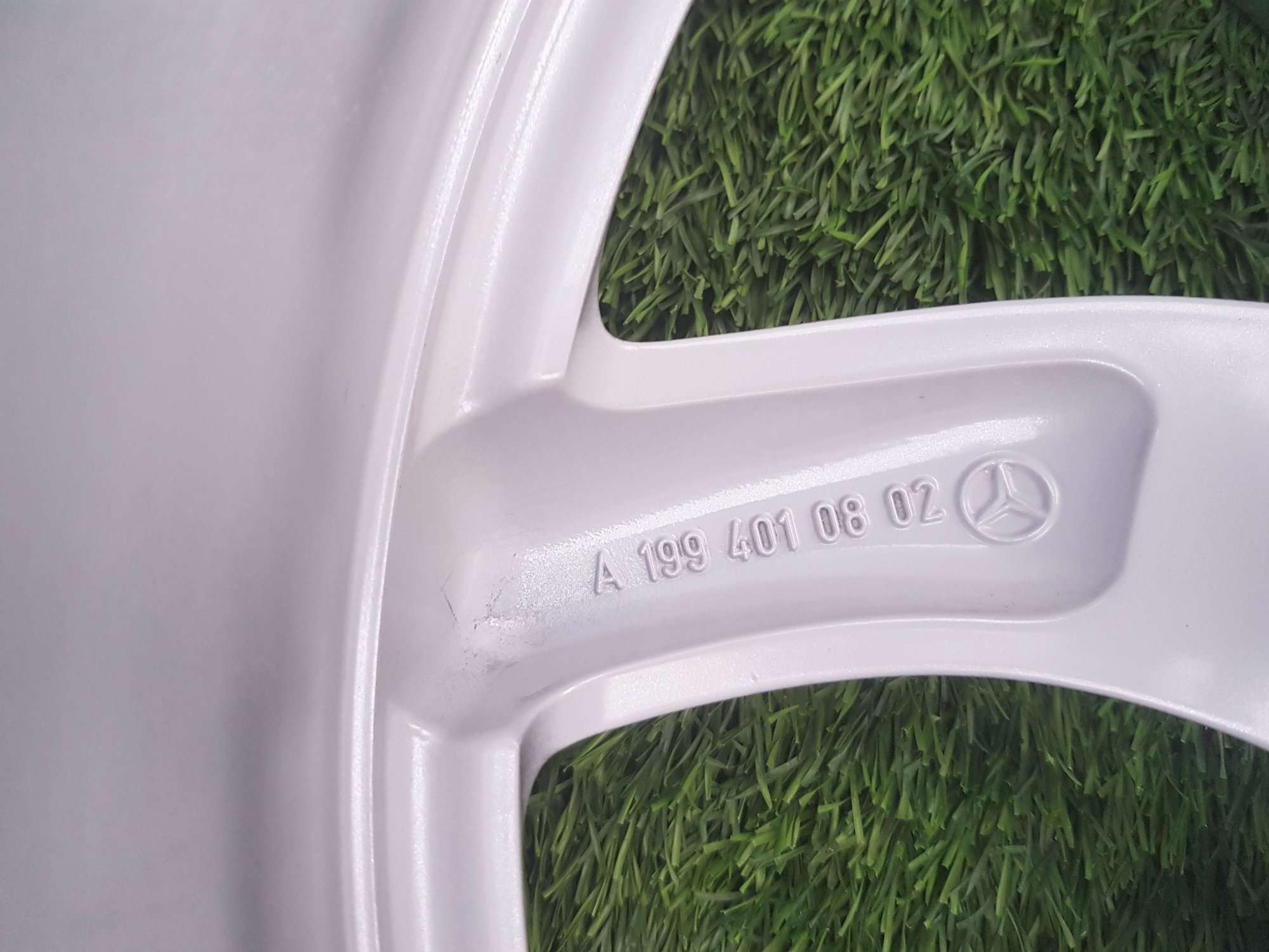 Wheels and Tires/Axles - SLR McLaren wheels for sale (original) - Used - 2005 to 2011 Mercedes-Benz SLR McLaren - Dubai, United Arab Emirates
