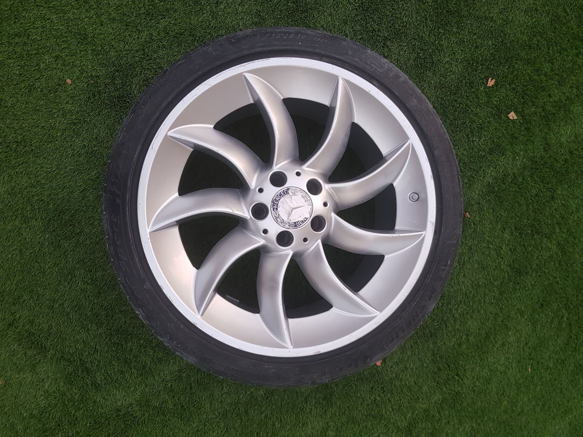 Wheels and Tires/Axles - SLR McLaren wheels for sale (original) - Used - 2005 to 2011 Mercedes-Benz SLR McLaren - Dubai, United Arab Emirates