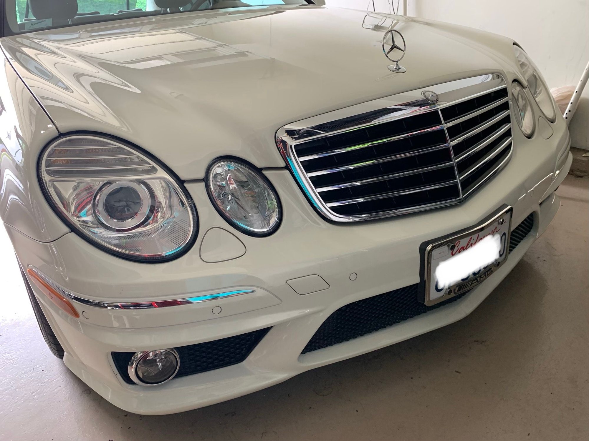 2007 Mercedes-Benz E63 AMG - FS 07 E63 AMG sedan - Used - VIN WDBUF77X67B148792 - 65,000 Miles - 8 cyl - 2WD - Automatic - Sedan - White - Newark, CA 94560, United States