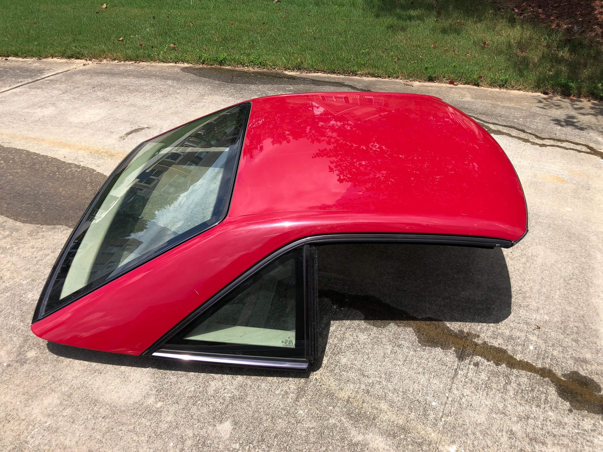 Exterior Body Parts - Hard top for 1996 SL500 (red). Make offer & come get - Used - 1996 Mercedes-Benz SL500 - Peachtree City, GA 30269, United States