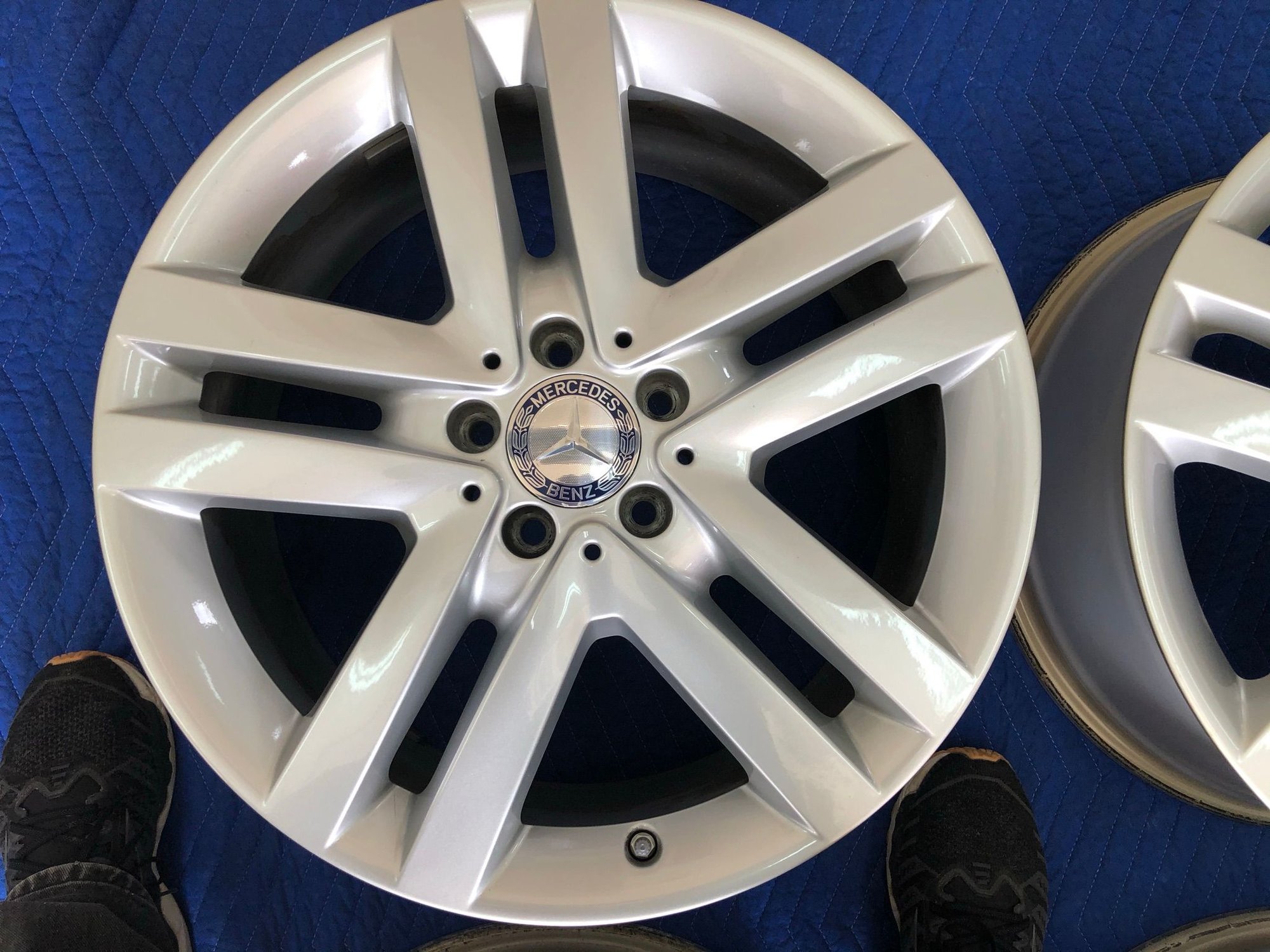Wheels and Tires/Axles - Mercedes Alloy Wheels 19” x 8.5” - Used - 2016 Mercedes-Benz GL450 - Richfield, OH 44286, United States