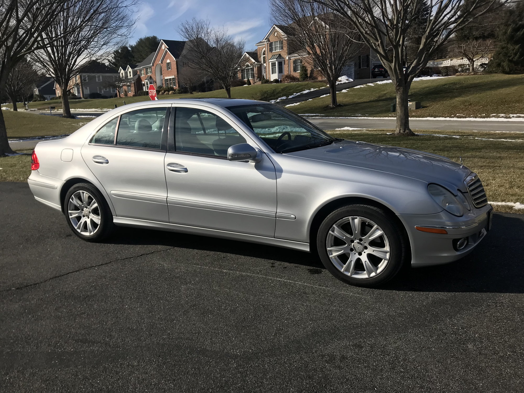 2009 Mercedes-Benz E350 - 2009 Mercedes E350 4matic for Sale 1 Owner - Used - VIN WDBUF87X69B432917 - 165,000 Miles - 6 cyl - 4WD - Automatic - Sedan - Silver - Mendham, NJ 07945, United States