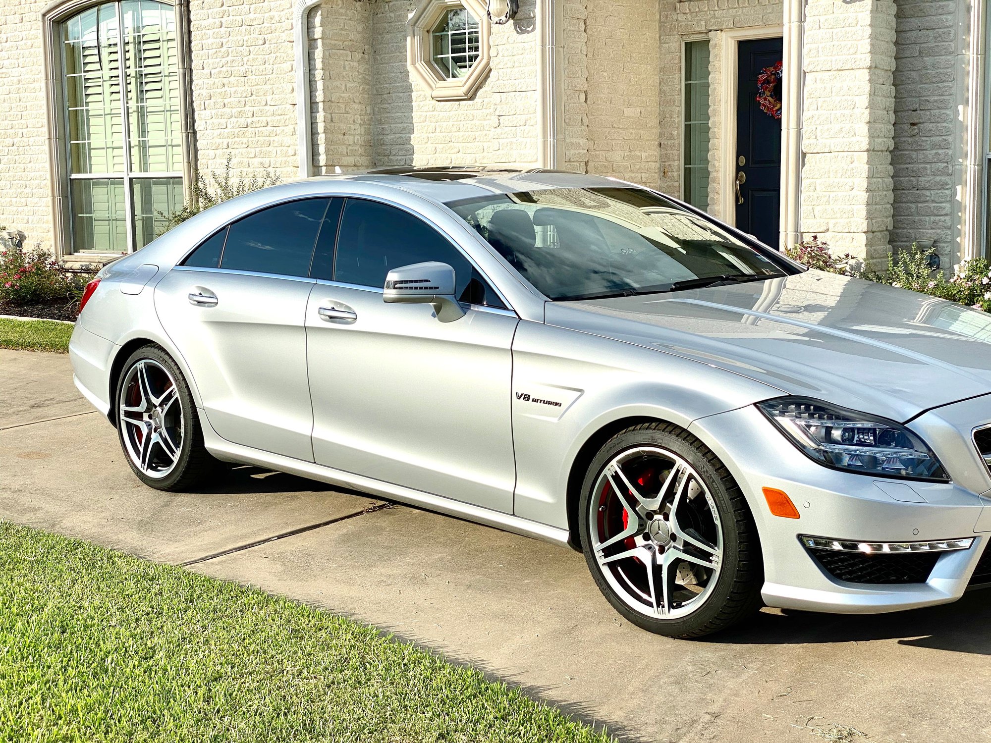 2013 Mercedes-Benz CLS63 AMG - 2013 CLS63 AMG - Used - VIN WDDLJ7EB9DA073354 - 46,000 Miles - 8 cyl - 2WD - Automatic - Sedan - Silver - Lake Kiowa, TX 76240, United States