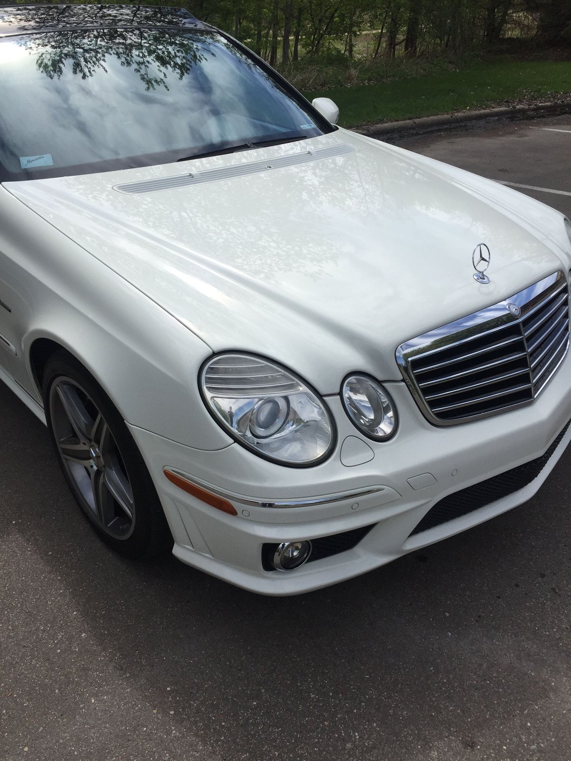 2008 Mercedes-Benz E63 AMG - 2008 Mercedes Benz E63 AMG - Used - VIN WDBUF77X38B226981 - 79,216 Miles - 8 cyl - 2WD - Automatic - Sedan - White - Minnetonka, MN 55345, United States