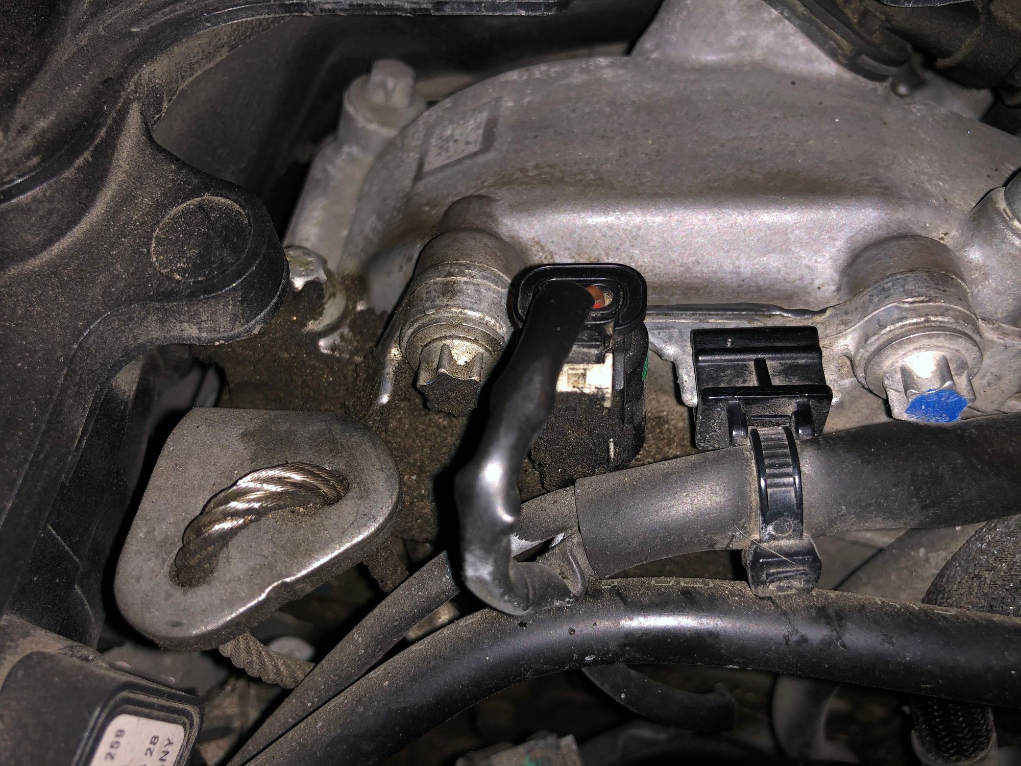 2013 GLK350 Engine oil leak? What’s this part called? Forums