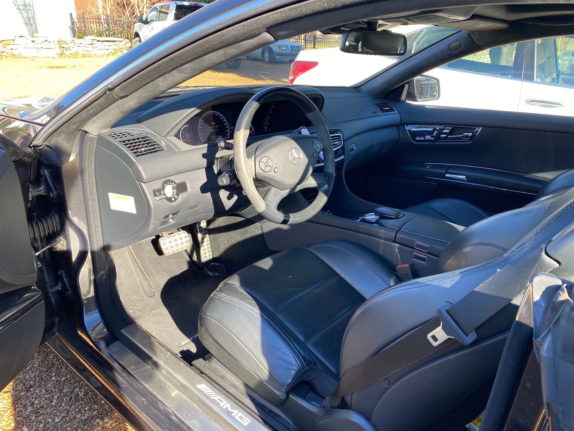 2013 Mercedes-Benz CL63 AMG - 2013 P30 CL63 AMG CPO Warranty 50k miles - Used - VIN WDDEJ7EB1DA031415 - 50,700 Miles - 8 cyl - 2WD - Automatic - Coupe - Black - Nashville, TN 37067, United States