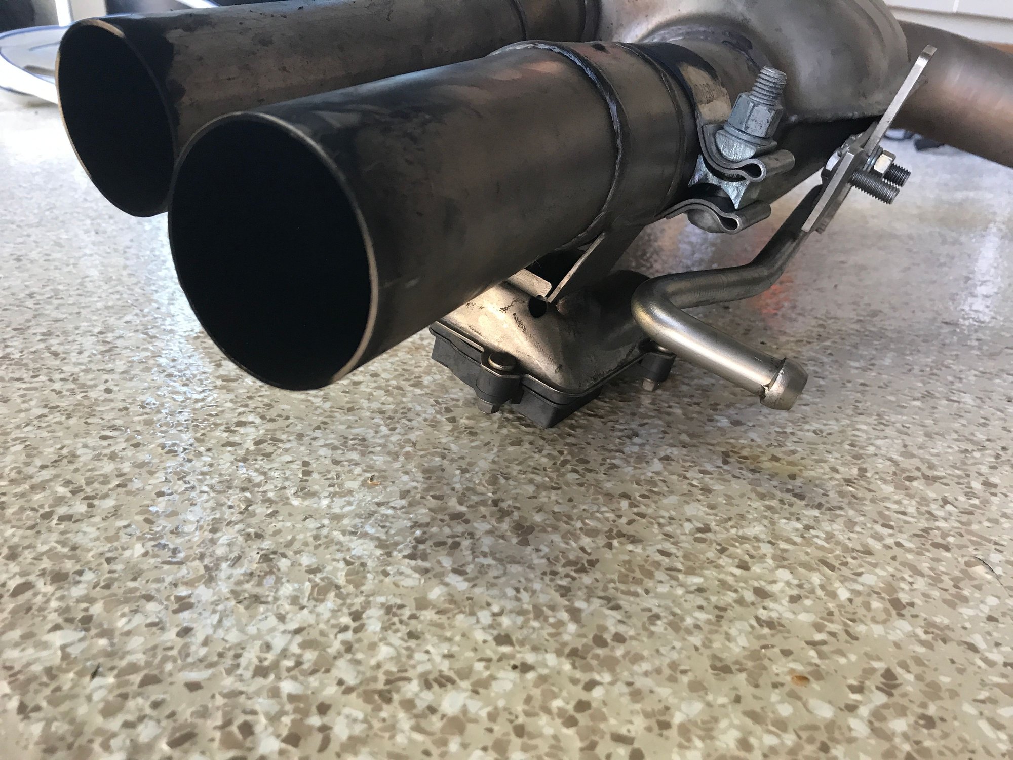 Engine - Exhaust - W205 C63 Remus Cat-back exhaust with valved controlled - Used - 2015 to 2018 Mercedes-Benz C63 AMG S - Irvine, CA 92612, United States