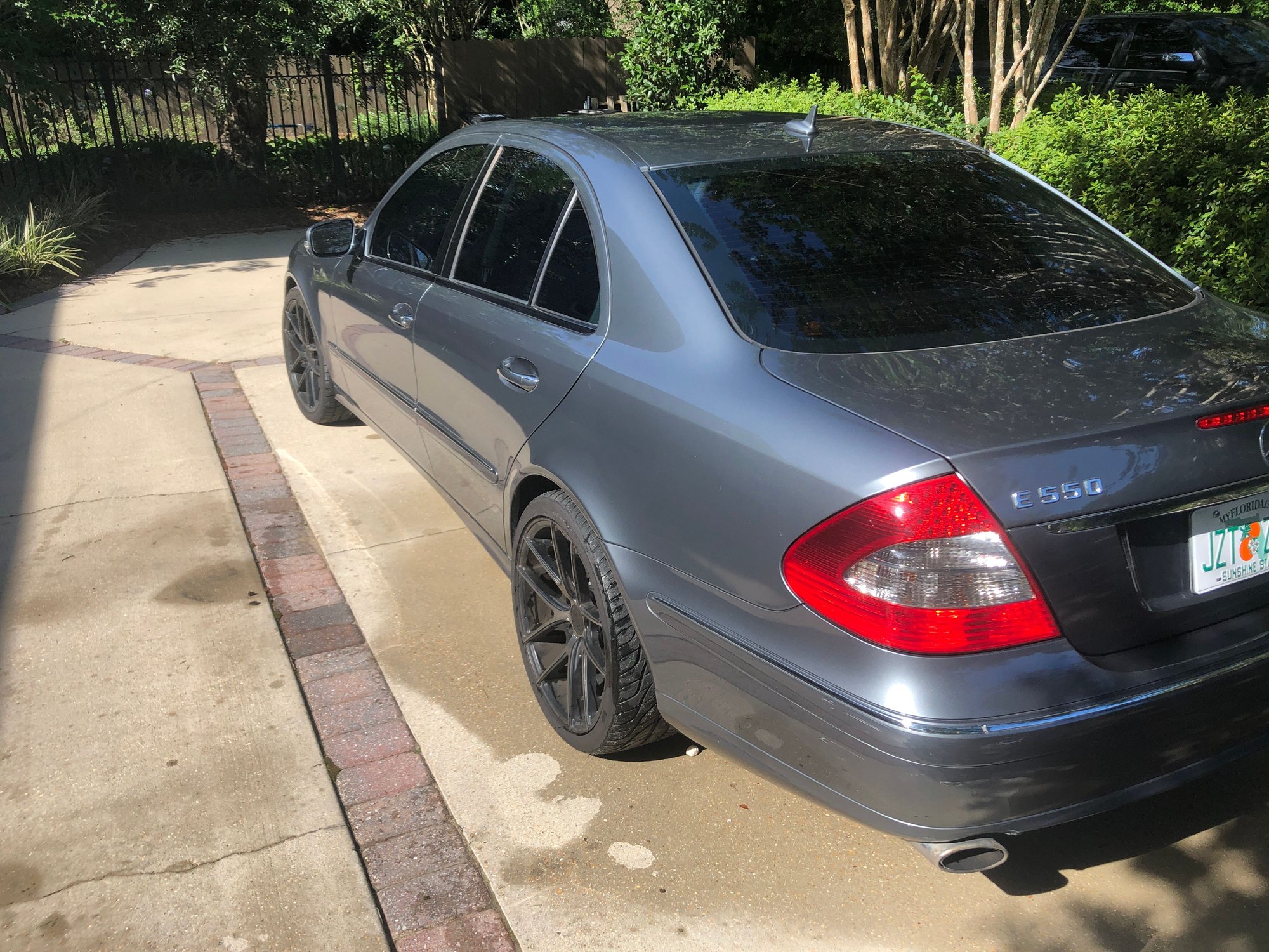 2008 Mercedes-Benz E550 - 2008 E550 Sport - Used - VIN WDBUF72X18B229028 - 99,300 Miles - 8 cyl - 2WD - Automatic - Sedan - Gray - Ruston, LA 71270, United States
