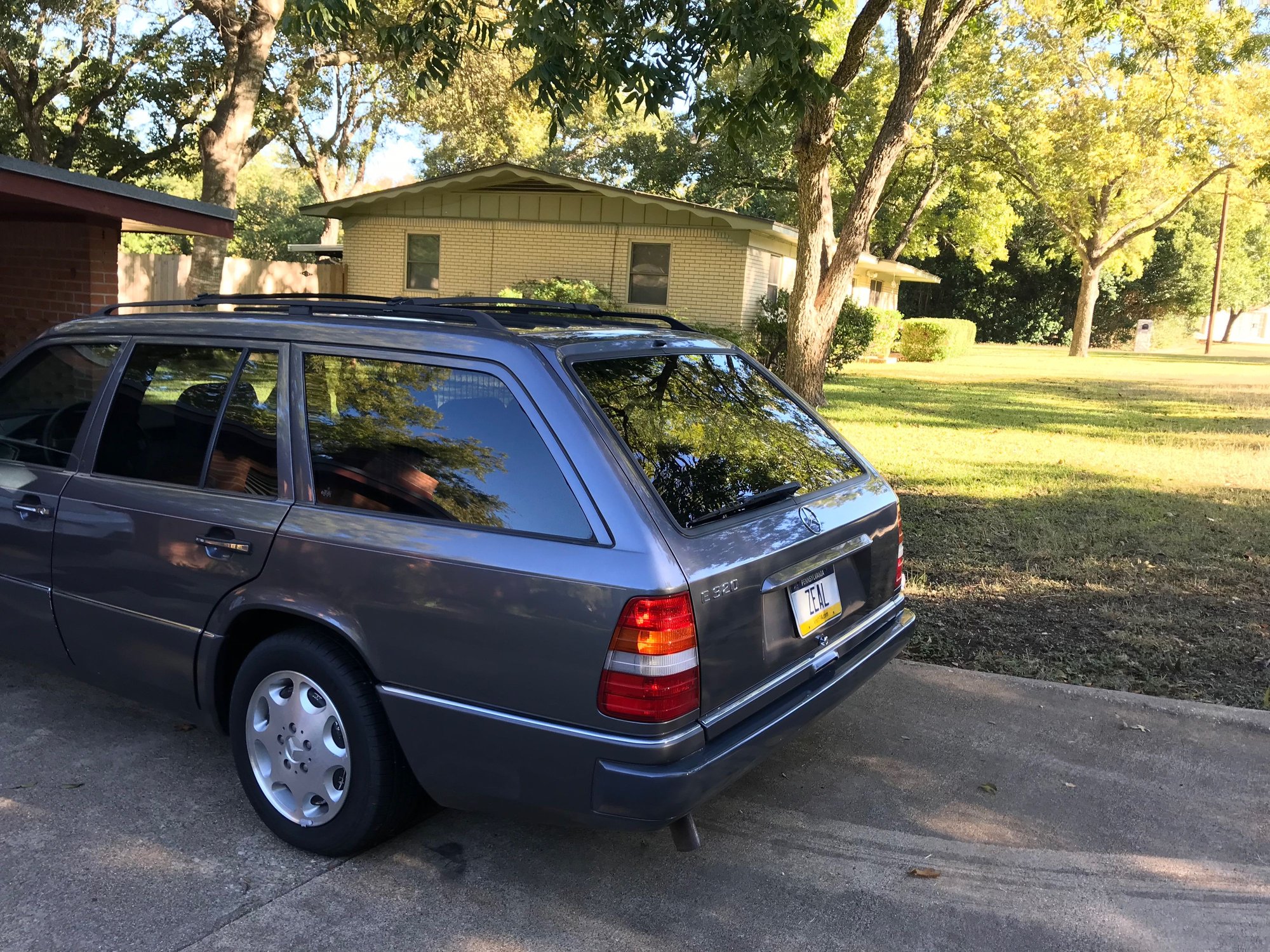 1995 Mercedes-Benz E320 - 1995 Mercedes Benz W124 E320 Wagon V6 - Used - VIN WDBEA92E2SF328762 - 78,552 Miles - 6 cyl - 2WD - Automatic - Wagon - Gray - Temple, TX 76502, United States