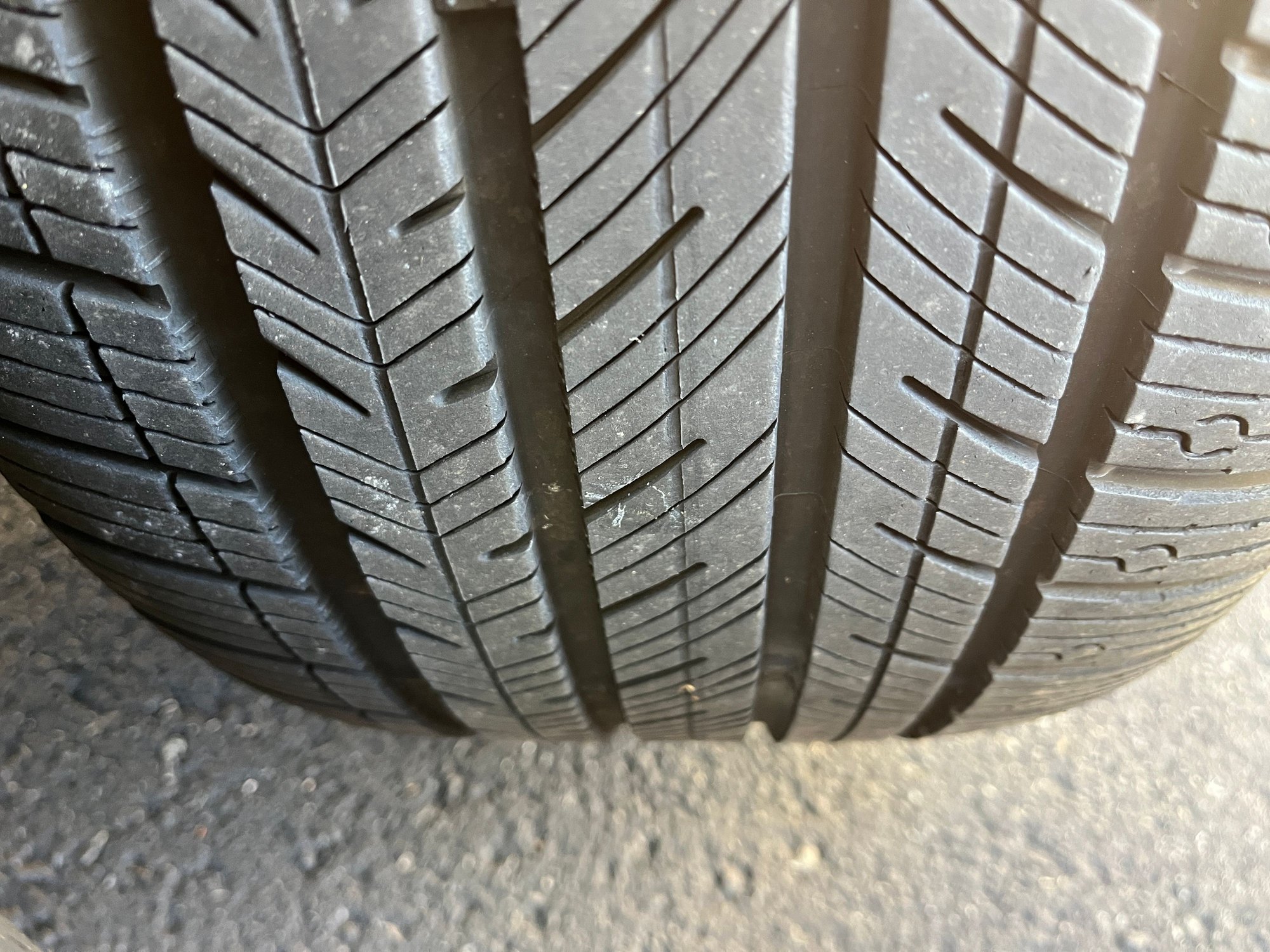 W214 E53 right front tire after 13.2K miles.