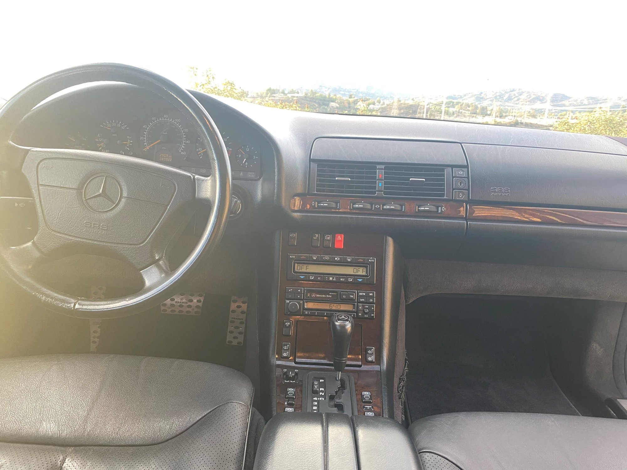 1999 Mercedes-Benz S500 - 1999 Mercedes Benz S500 - Used - VIN WDBGA51G0XA432210 - 99,022 Miles - 2WD - Automatic - Sedan - Silver - Glendale, CA 91208, United States