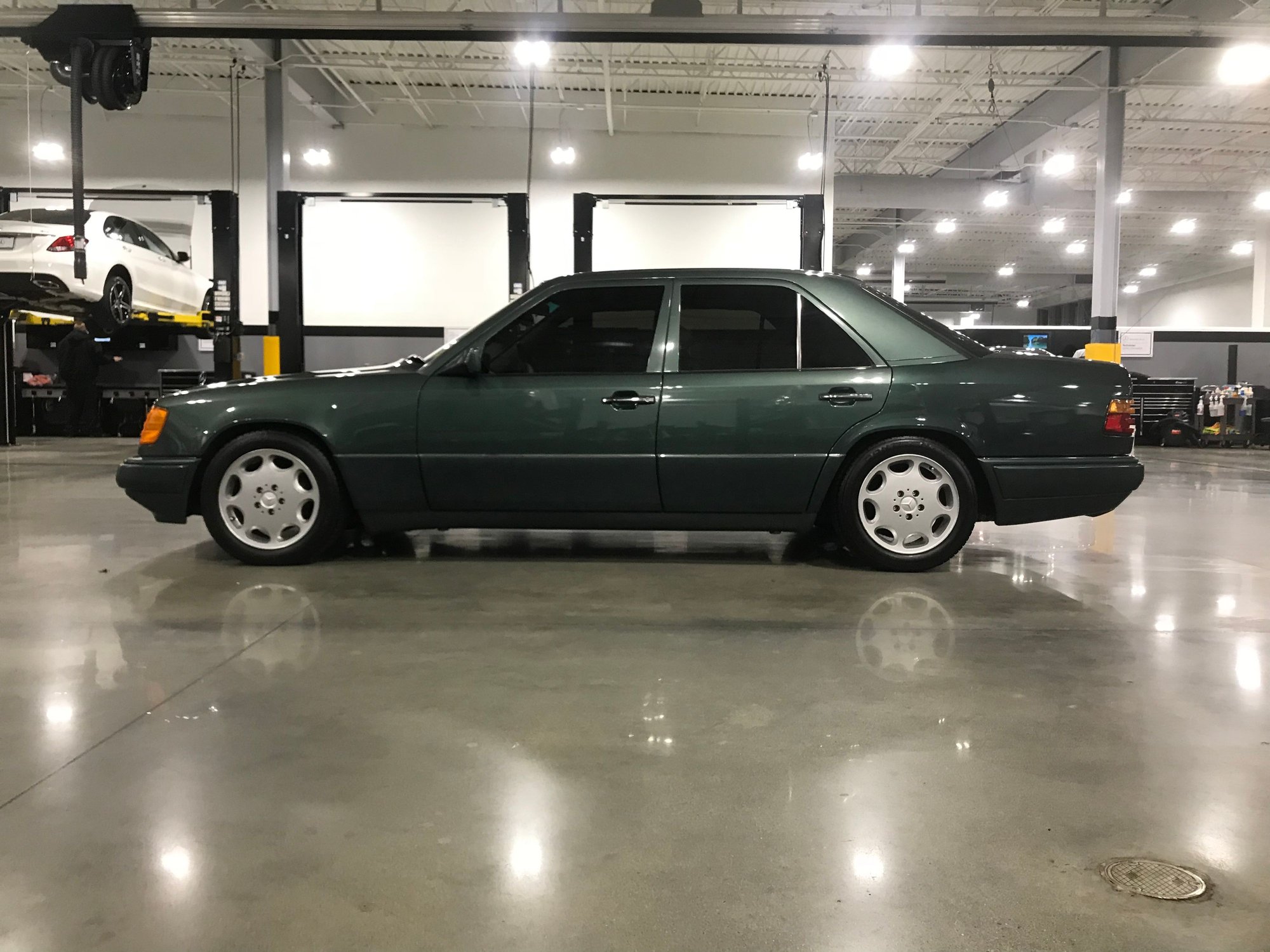 1995 Mercedes-Benz E300 - 1995 Mercedes-Benz E300 Diesel (Garage kept, dealership serviced, adult owned) - Used - VIN WDBEB31E6SC157429 - 239,801 Miles - 6 cyl - 2WD - Automatic - Sedan - Other - Manassas Park, VA 20111, United States
