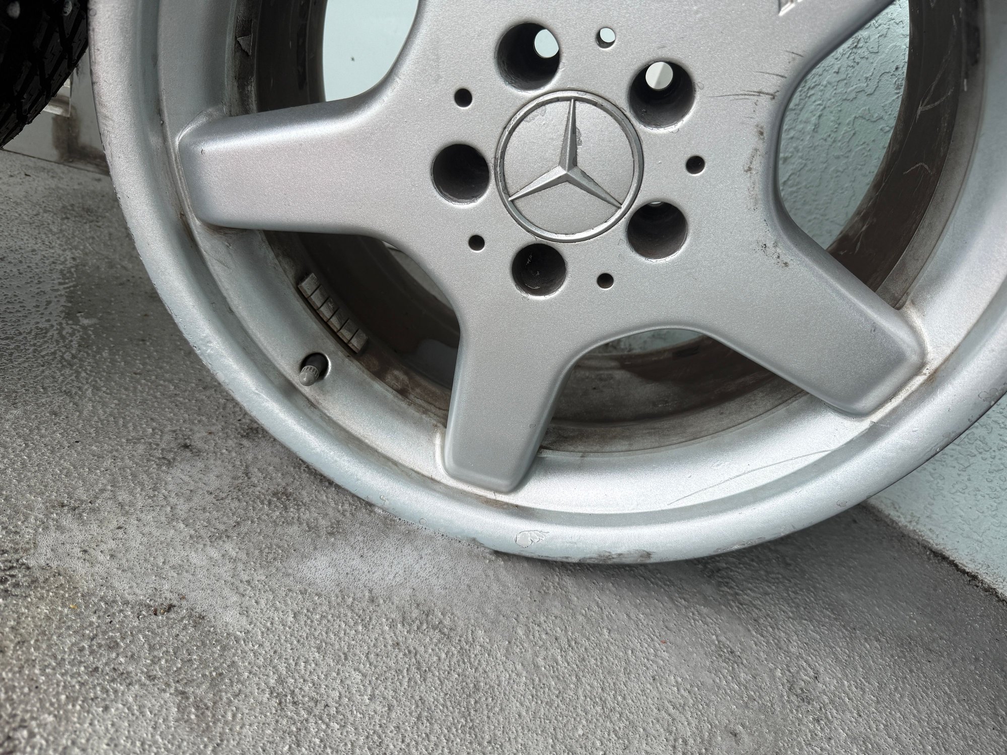 Wheels and Tires/Axles - Mercedes Benz AMG Rims With Tires 18inch Staggered R129 Sl500 Sl600 - Used - All Years Mercedes-Benz All Models - Miami, FL 33132, United States